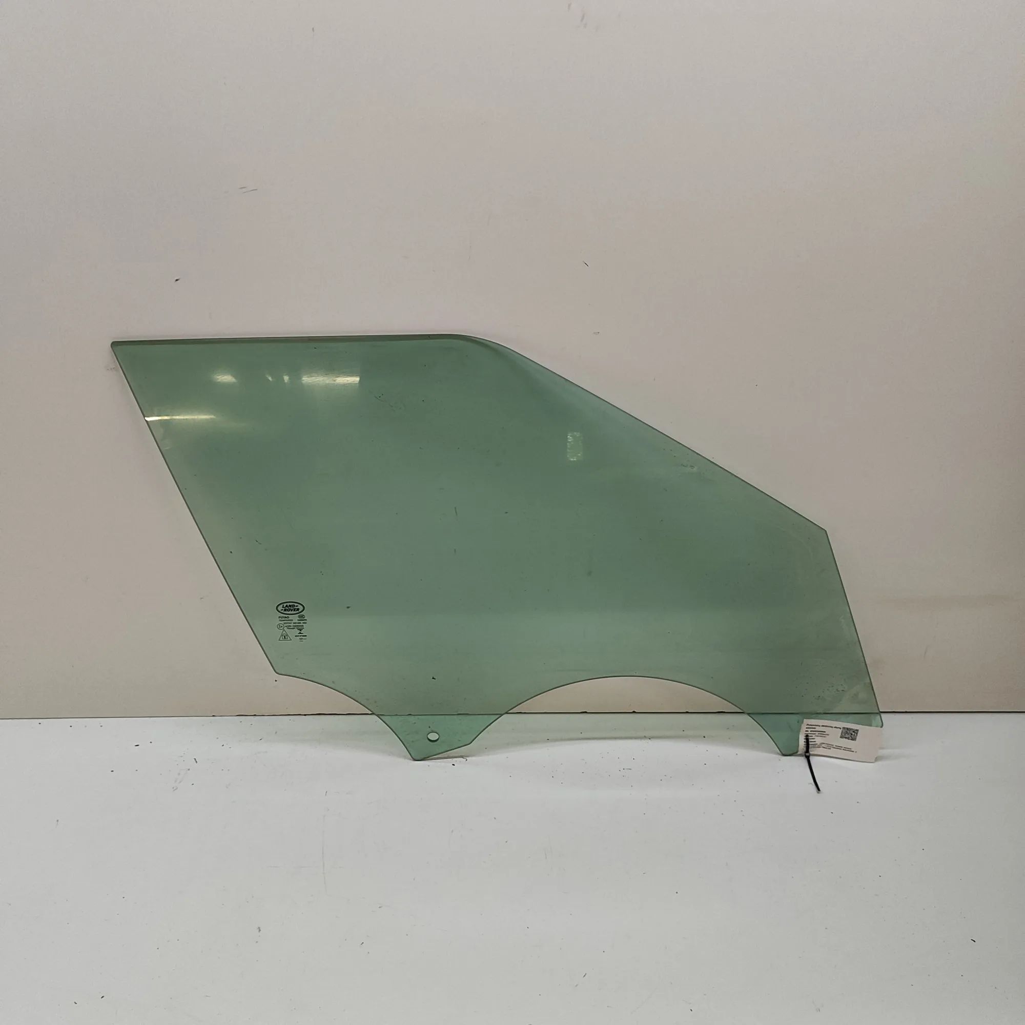 Land Rover Range Rover Velar Front Right Door Window Front Right Door Window — LAND ROVER RANGE ROVE...