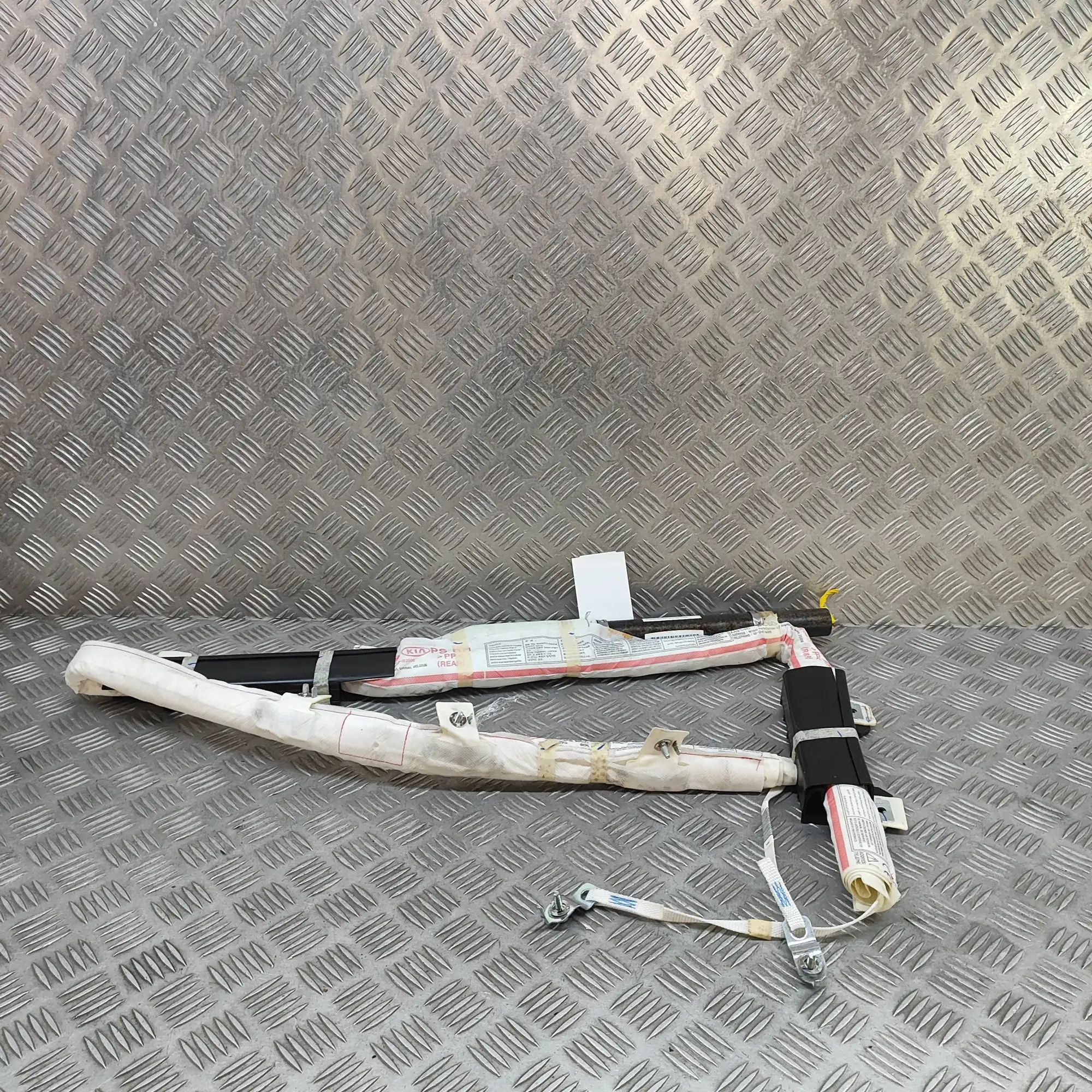 Kia Soul Right Side Roof Safety Curtain SRS Right Side Roof Safety Curtain SRS — KIA SOUL (...