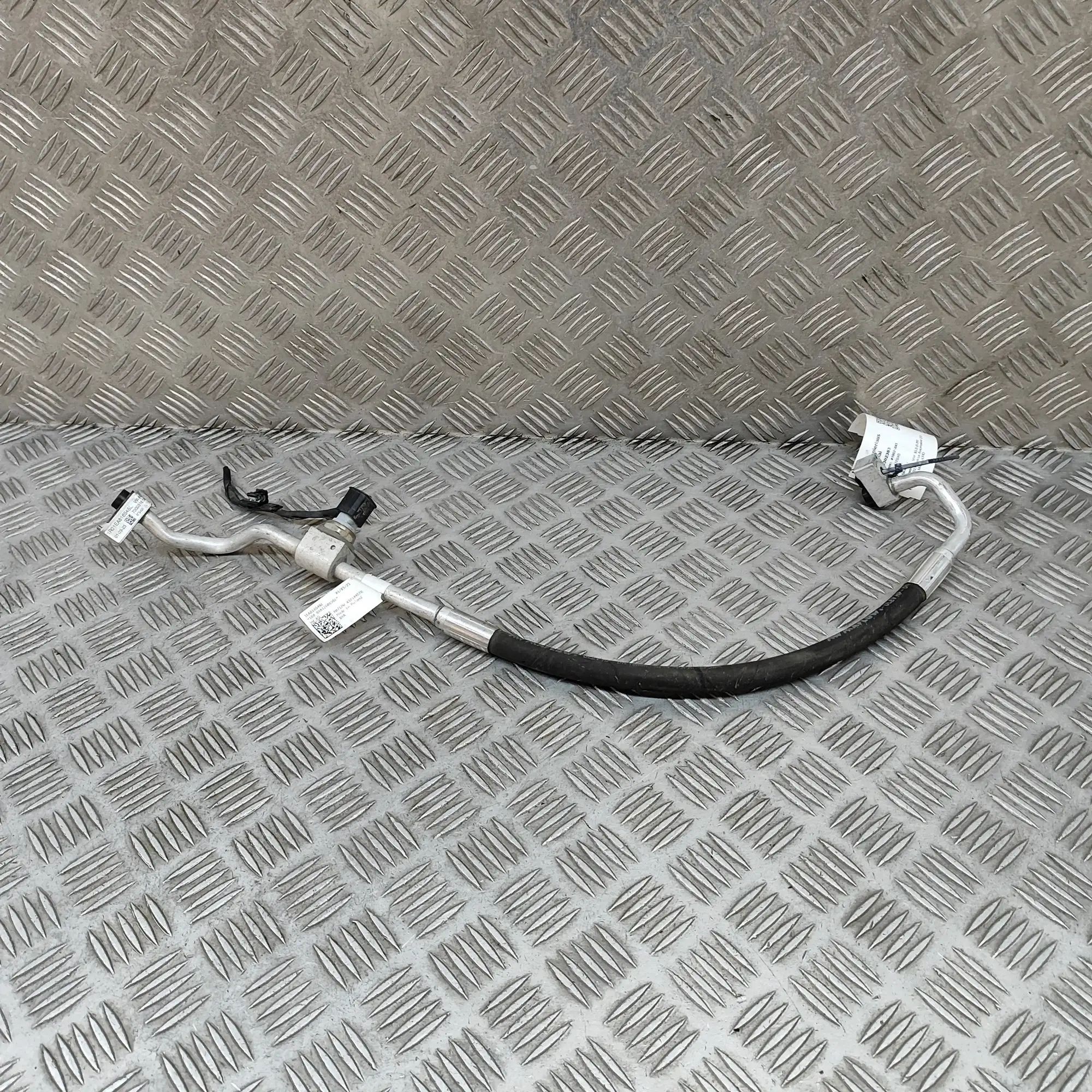 Volkswagen ID.5 A/C Air Con Hose Pipe A/C Air Con Hose Pipe — VW ID.5 (E39) (2021-......