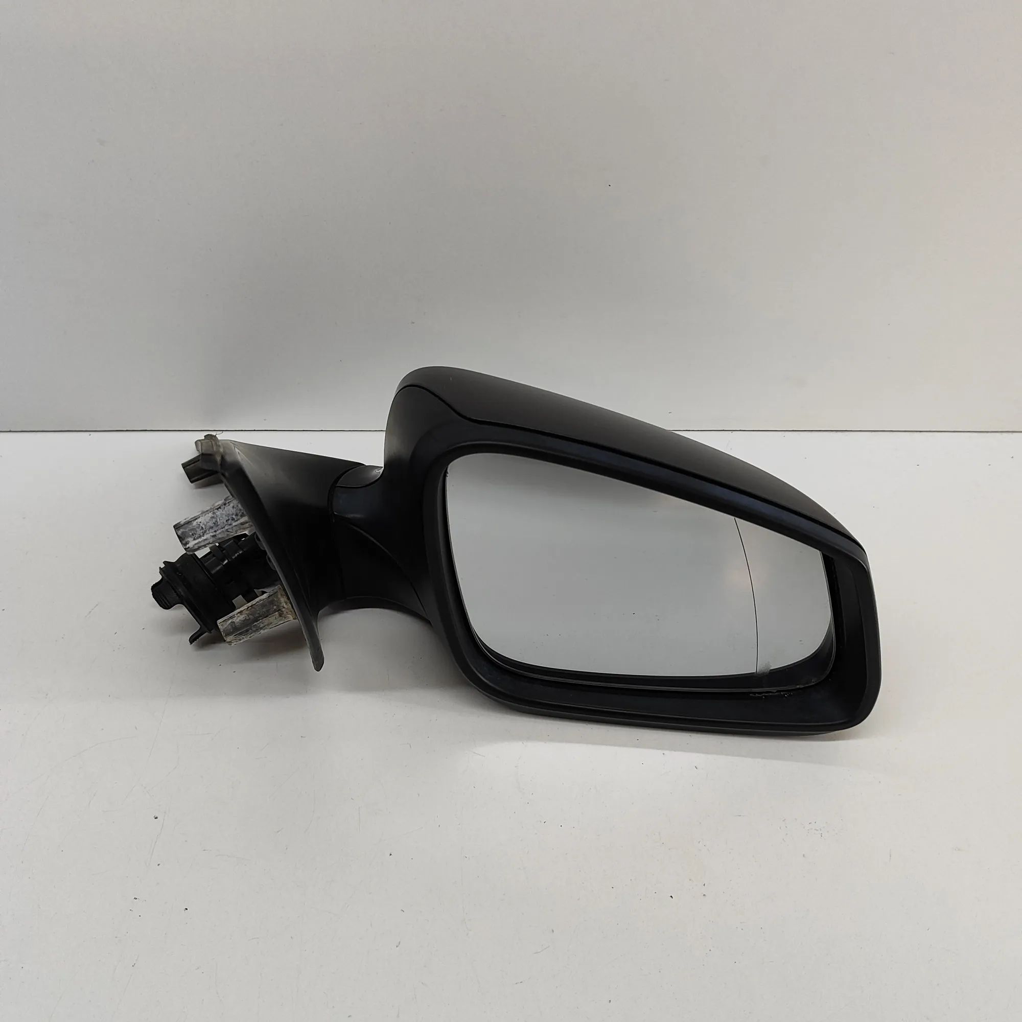 BMW 5 (F10 / F11) Right Side Wing Mirror Right Side Wing Mirror — BMW 5 SERIES (F10) (20...