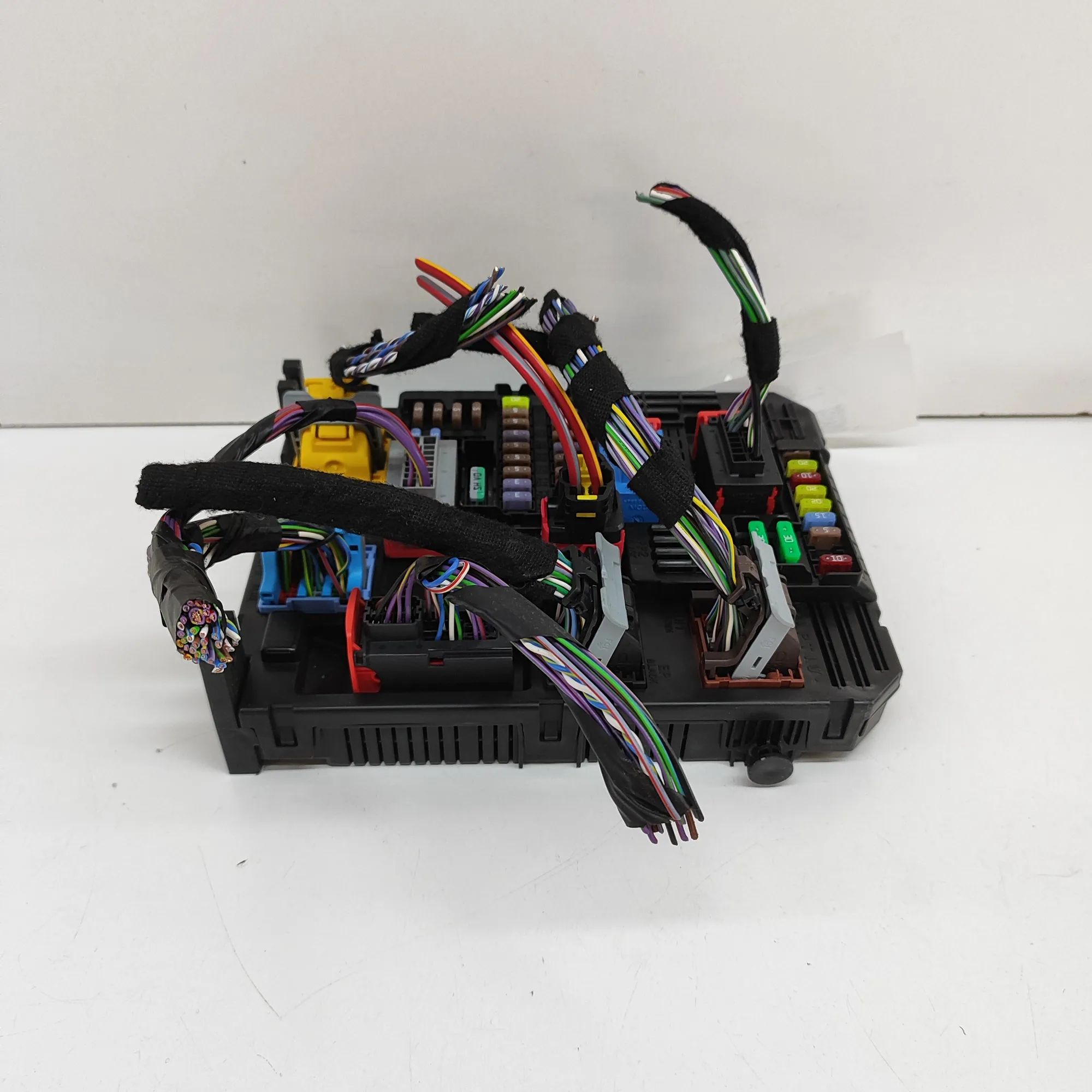 Citroen C3 Fuse Box Module Fuse Box Module — CITROEN C3 (AIRCROSS II) (201...