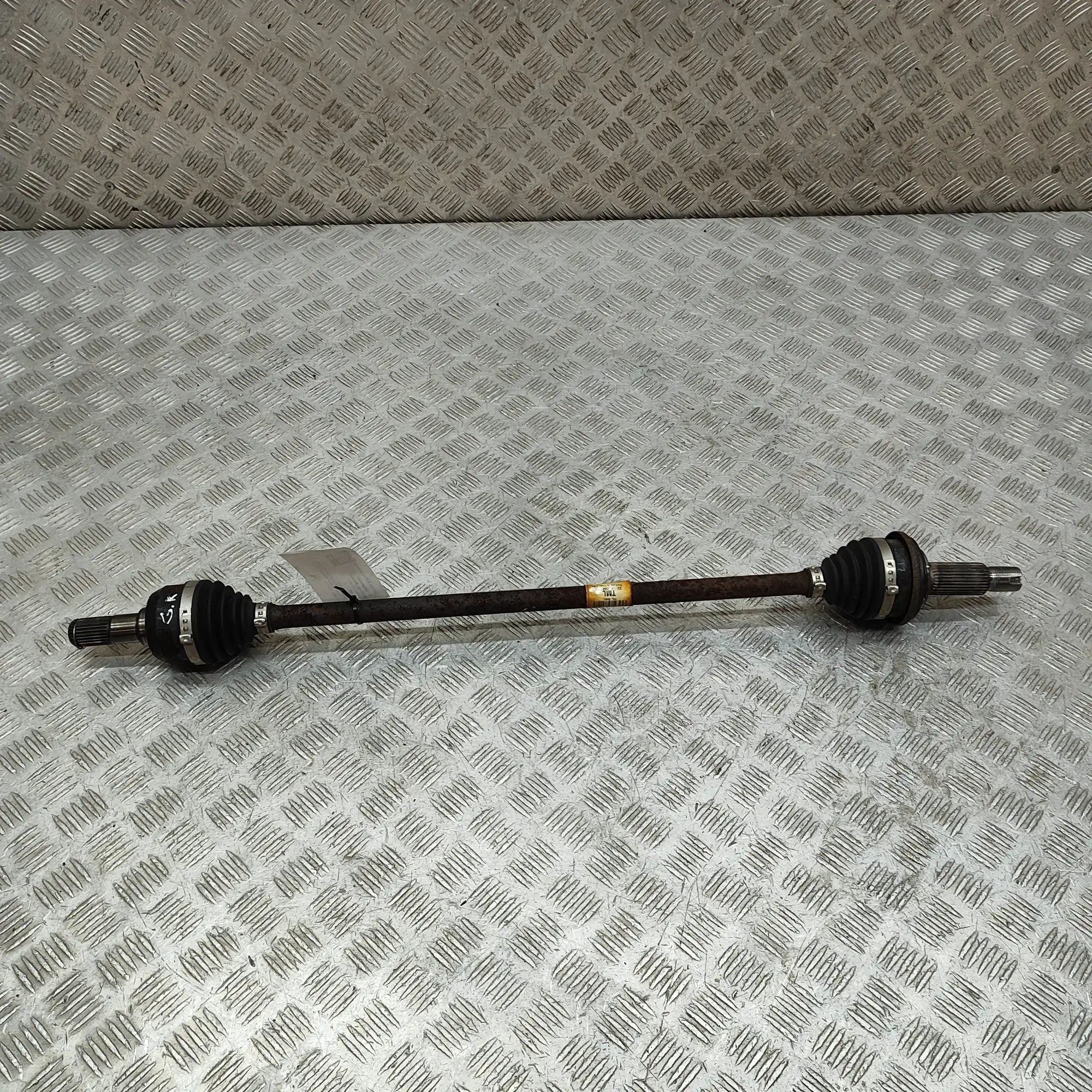Hyundai Santa Fe Rear Left Driveshaft Rear Left Driveshaft — HYUNDAI SANTA (FÉ IV TM)...
