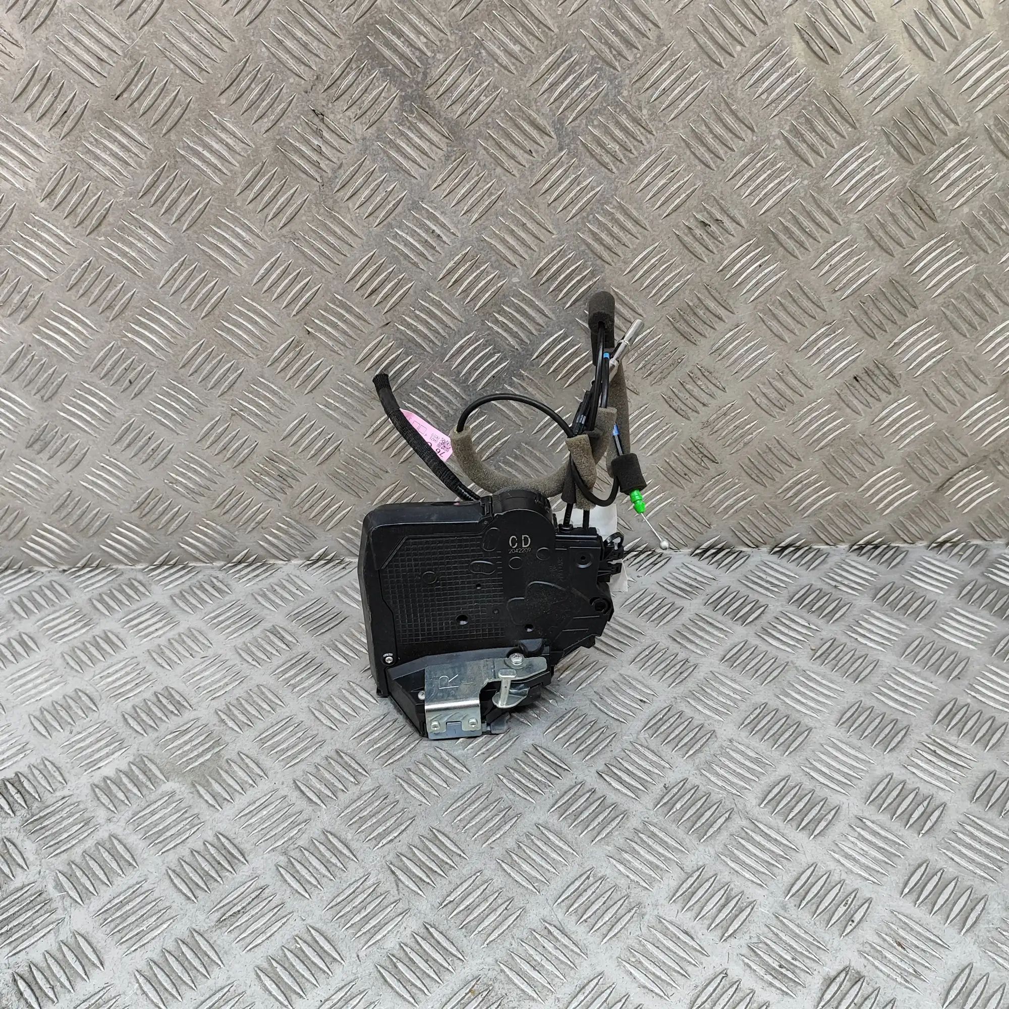 Lexus UX Door lock — rear right Door lock — rear right — LEXUS UX (_AA1_, _AH1_...