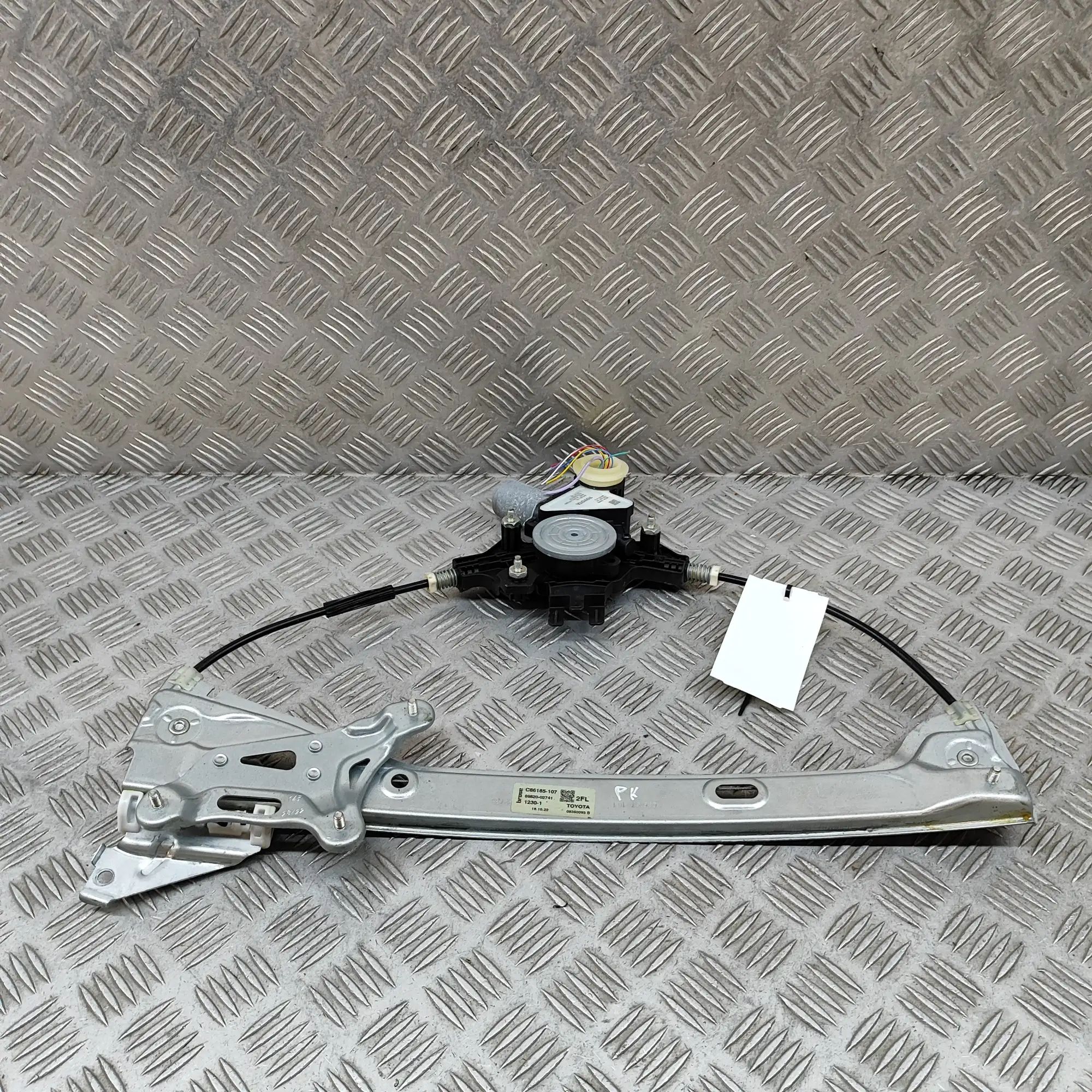 Toyota Corolla Front Left Door Window Regulator Front Left Door Window Regulator — TOYOTA COROL...