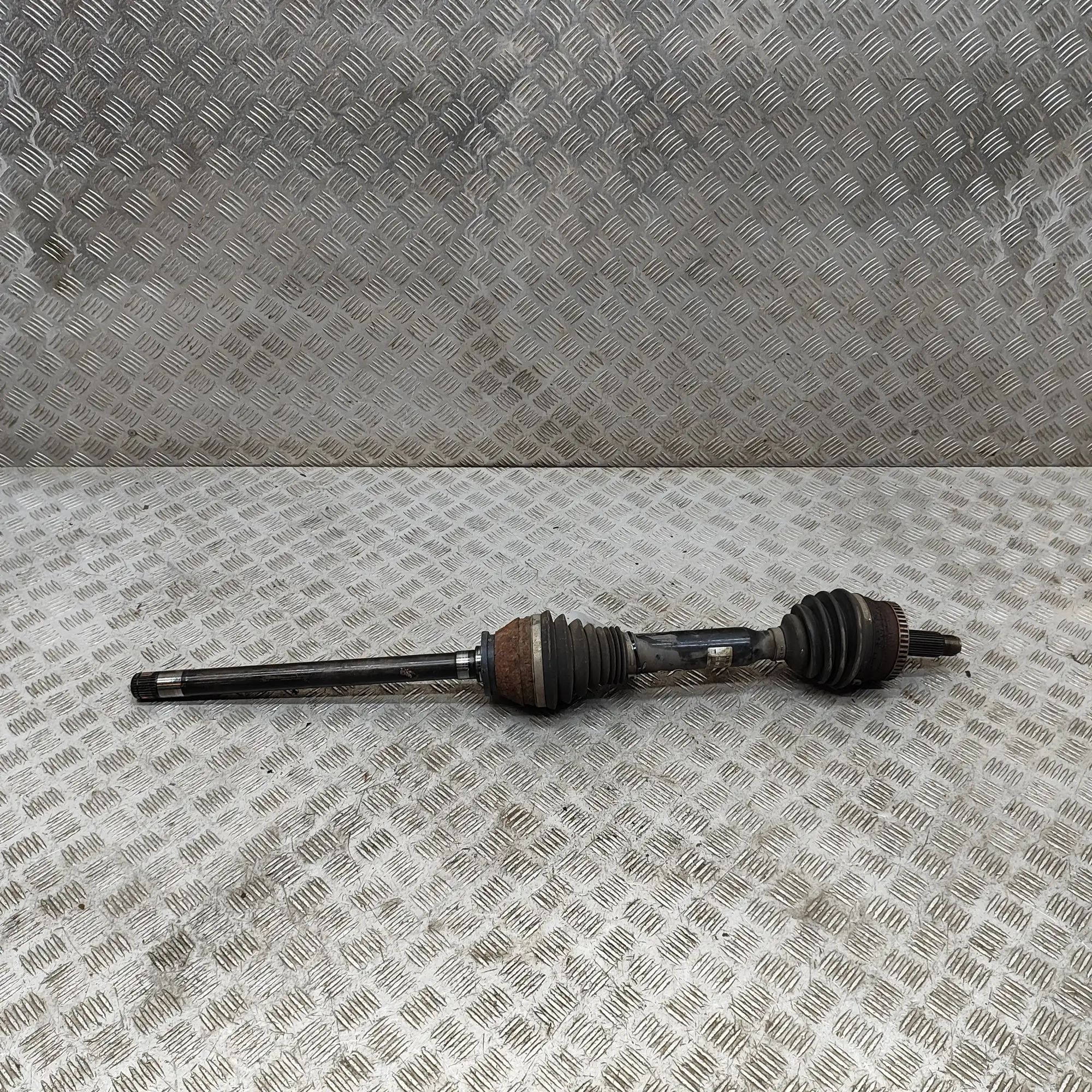 Land Rover Range Rover (L405) Front Right Driveshaft Front Right Driveshaft — LAND ROVER RANGE ROVER...