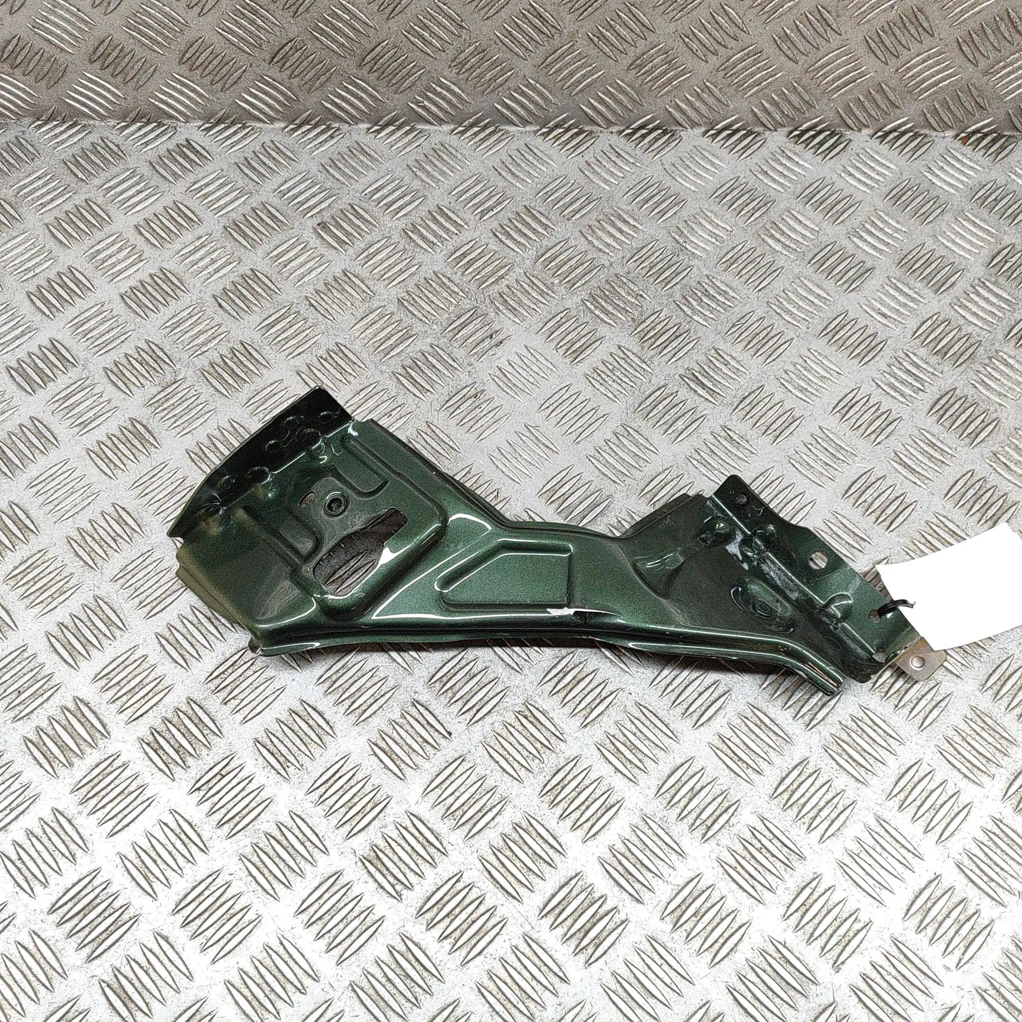 Porsche 911 (992) Fender bracket — front left Fender bracket — front left — PORSCHE 911 (992)...