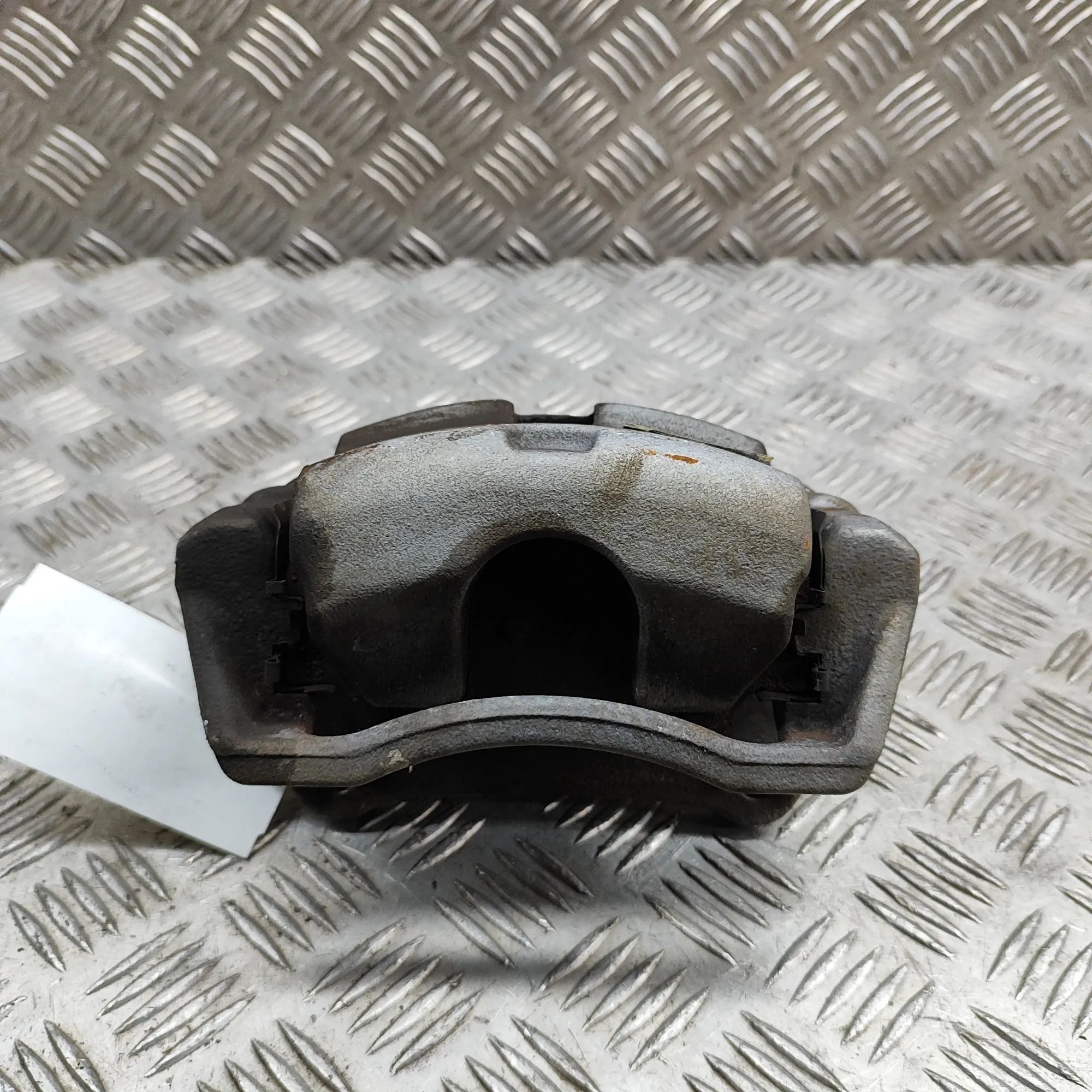 Kia Soul Brake caliper — front left Brake caliper — front left — KIA SOUL (III SK3)...