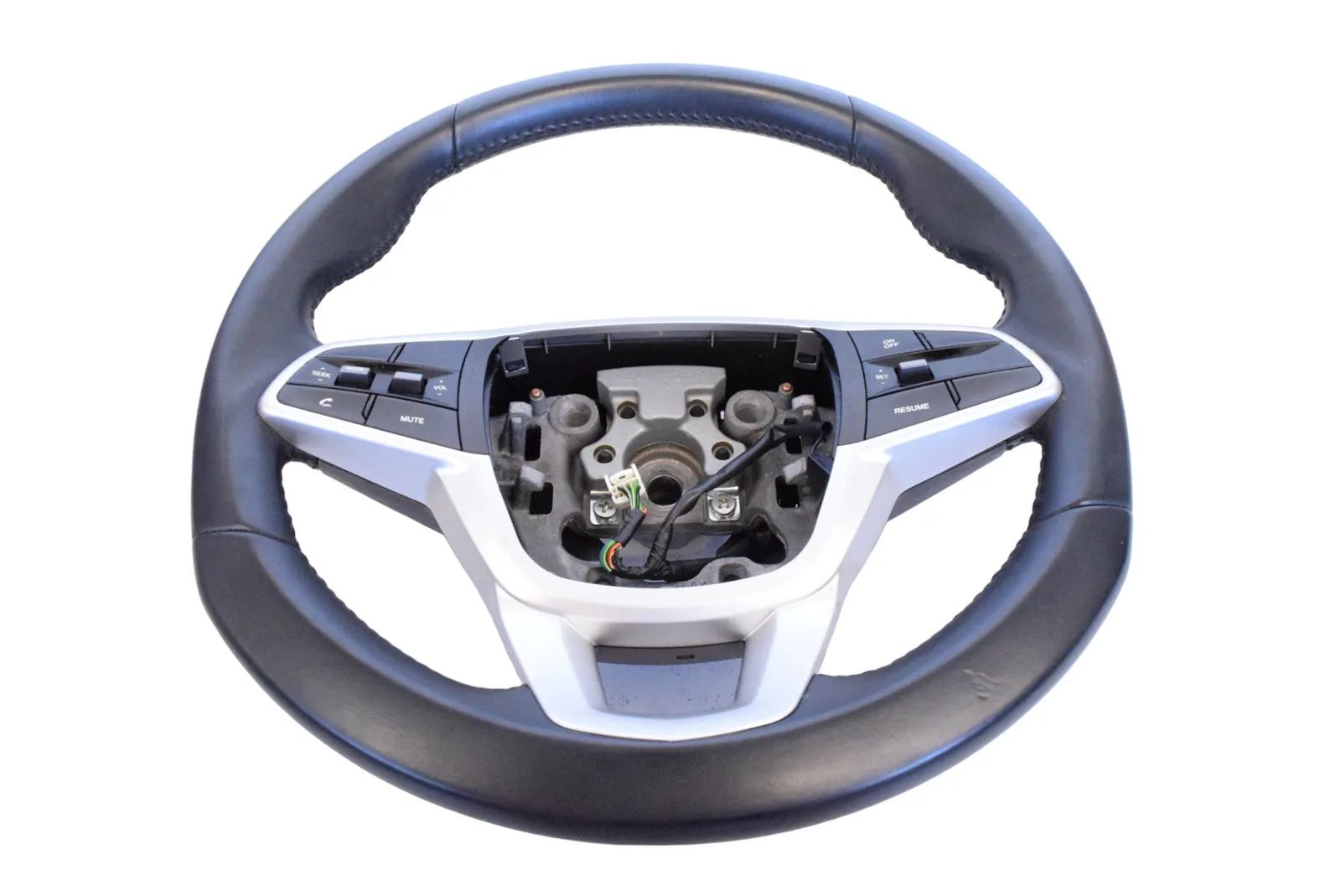 Ssangyong Korando, New Actyon steering wheel Steering Wheel — SSANGYONG KORANDO (2010-...) —...