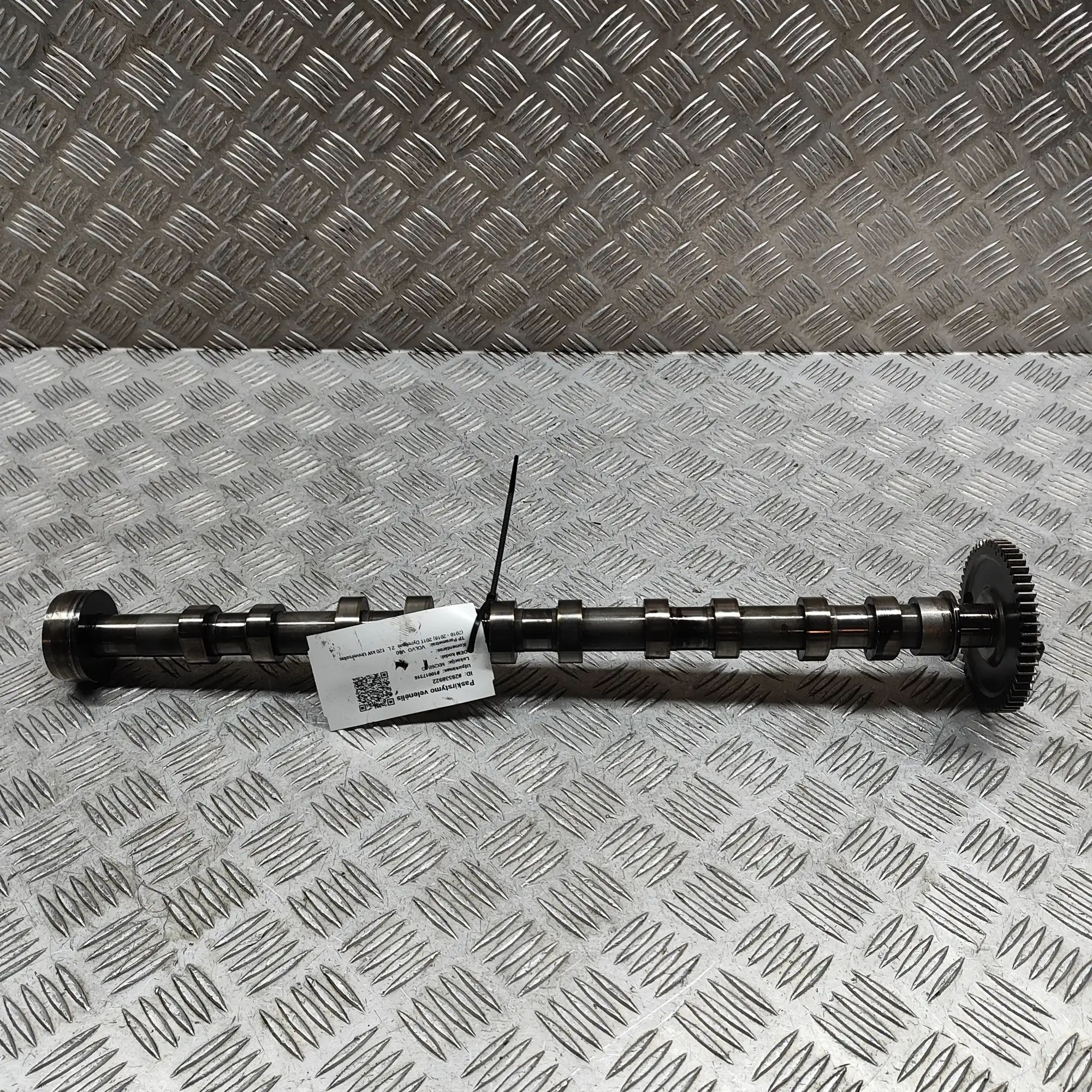 Volvo V60 Intake Camshaft Intake camshaft — VOLVO V60 (2010-2018) — 30777...