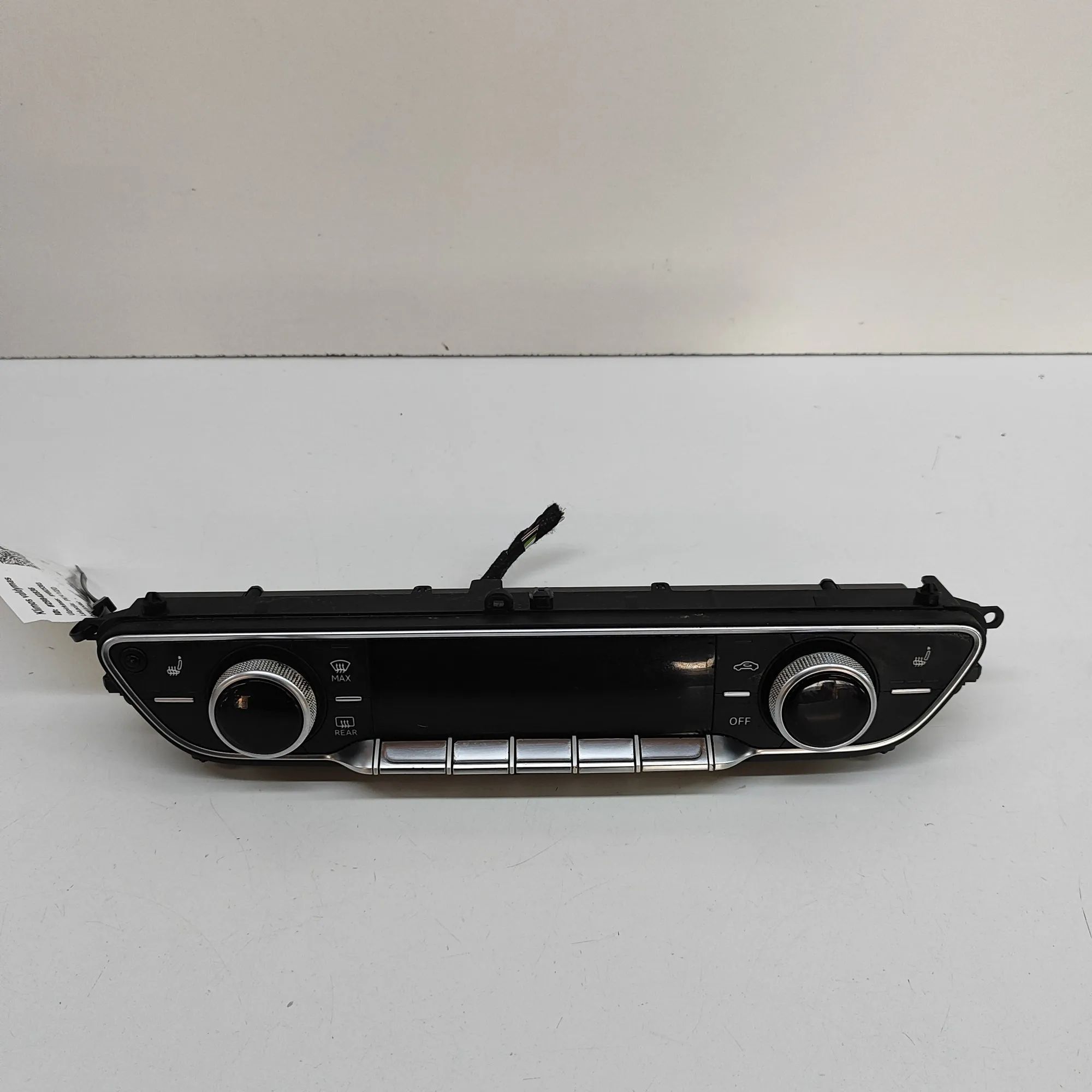 Audi A5 (B9) Climate control unit Climate control unit — AUDI A5 (F53) (2016-...)...