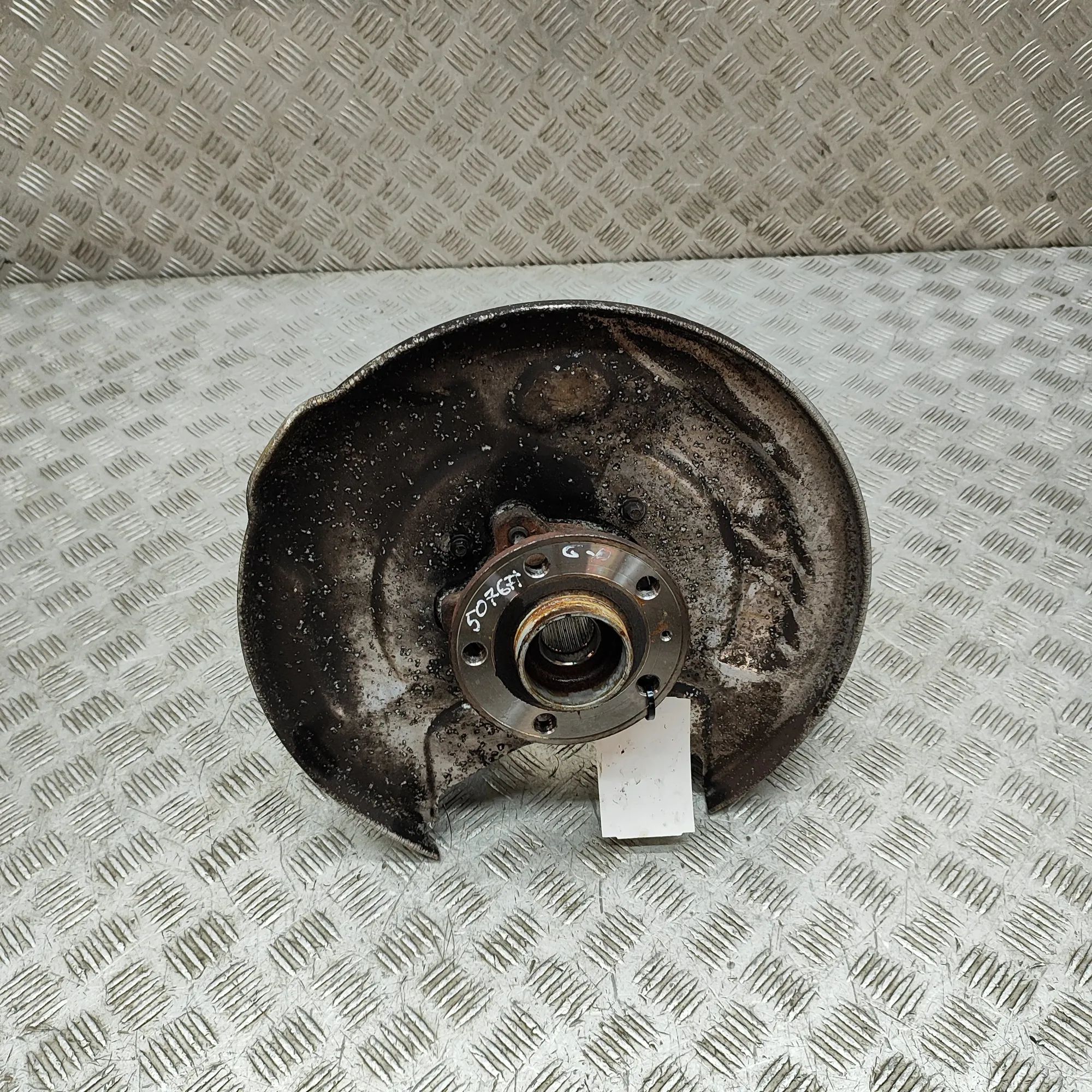Volvo XC90 Rear Right Wheel Hub Rear Right Wheel Hub — VOLVO XC90 (II) (2014-.....