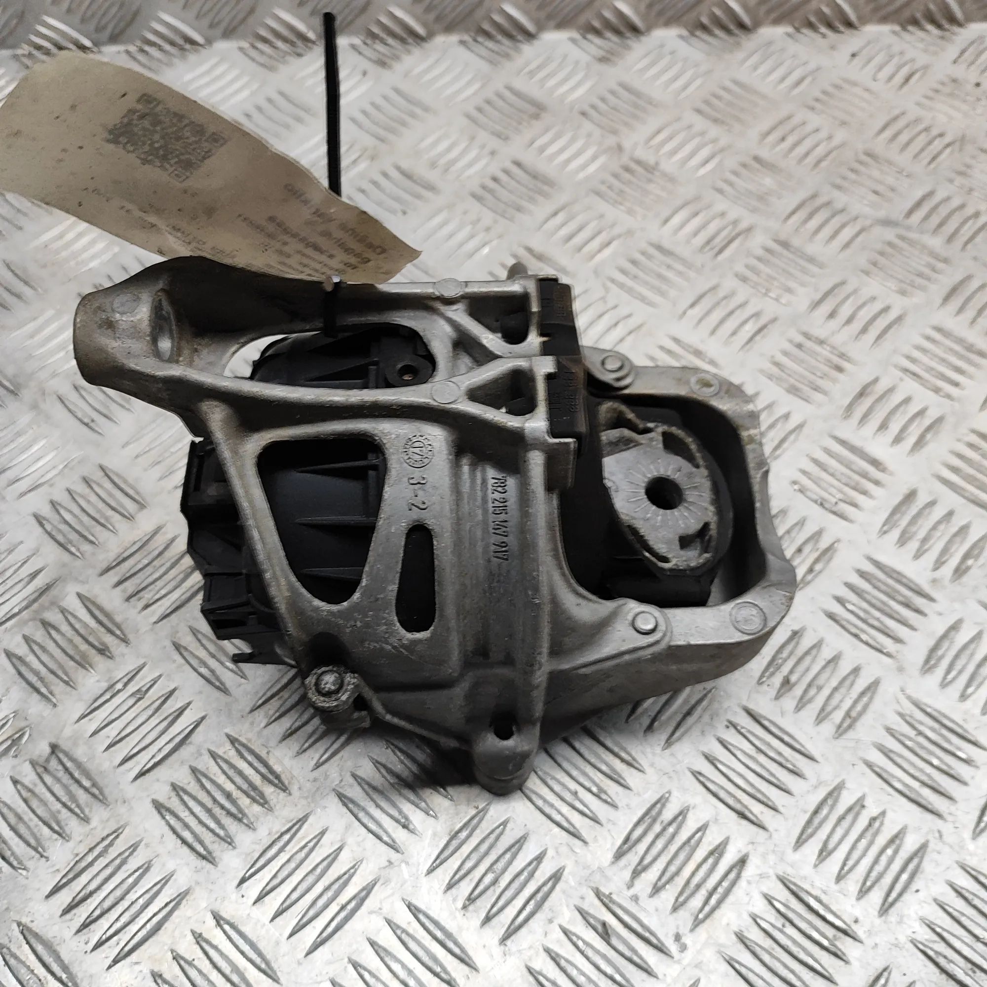 Audi Q7 (4M) Right Side Engine Mount Right Side Engine Mount — AUDI Q7 (4M) (2015-.....