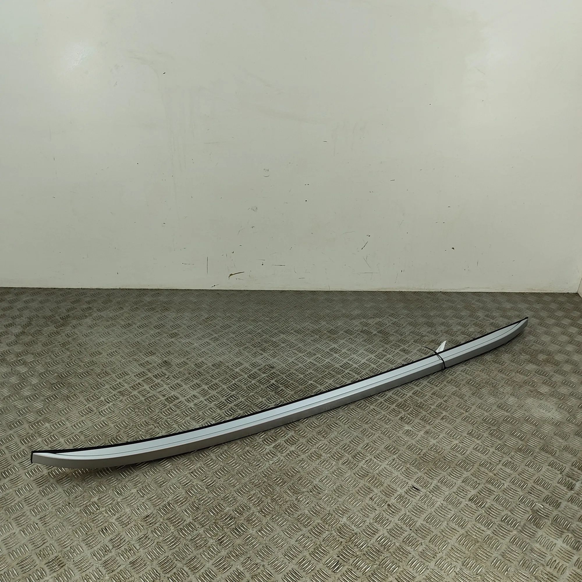 Kia Sportage Right Side Roof Rail Right Side Roof Rail — KIA SPORTAGE (V NQ5) (20...