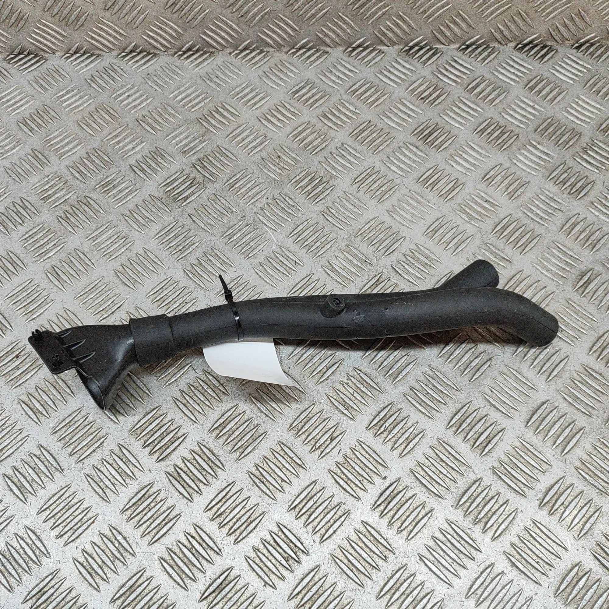 Porsche 911 (992) Air Intake Tube Air Intake Tube — PORSCHE 911 (992) (2019-...) ...