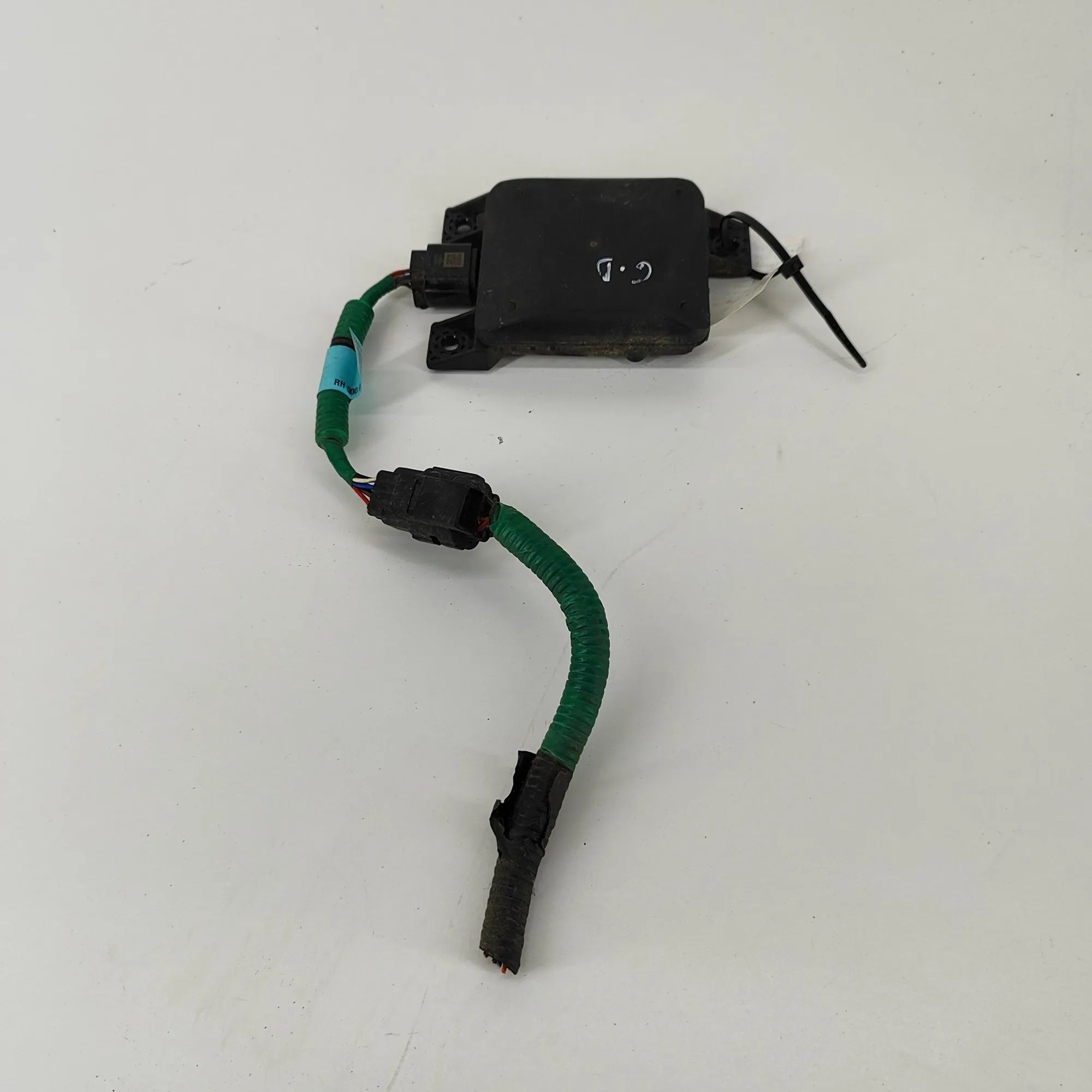 Hyundai Kona Blind Spot Control Module Blind Spot Control Module — HYUNDAI KONA (2017-...