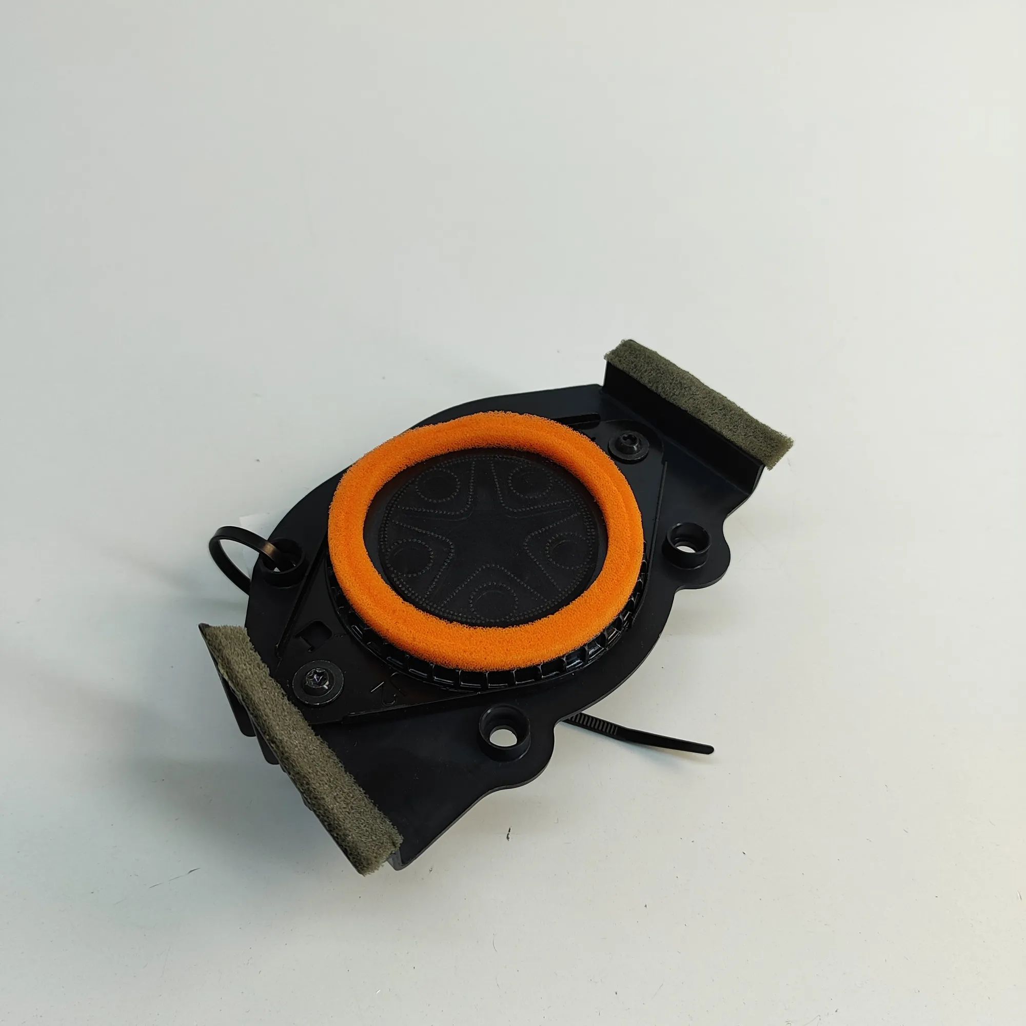 Toyota Sienna Rear Left Door Speaker Rear Left Door Speaker — TOYOTA SIENNA (_L4_) (...
