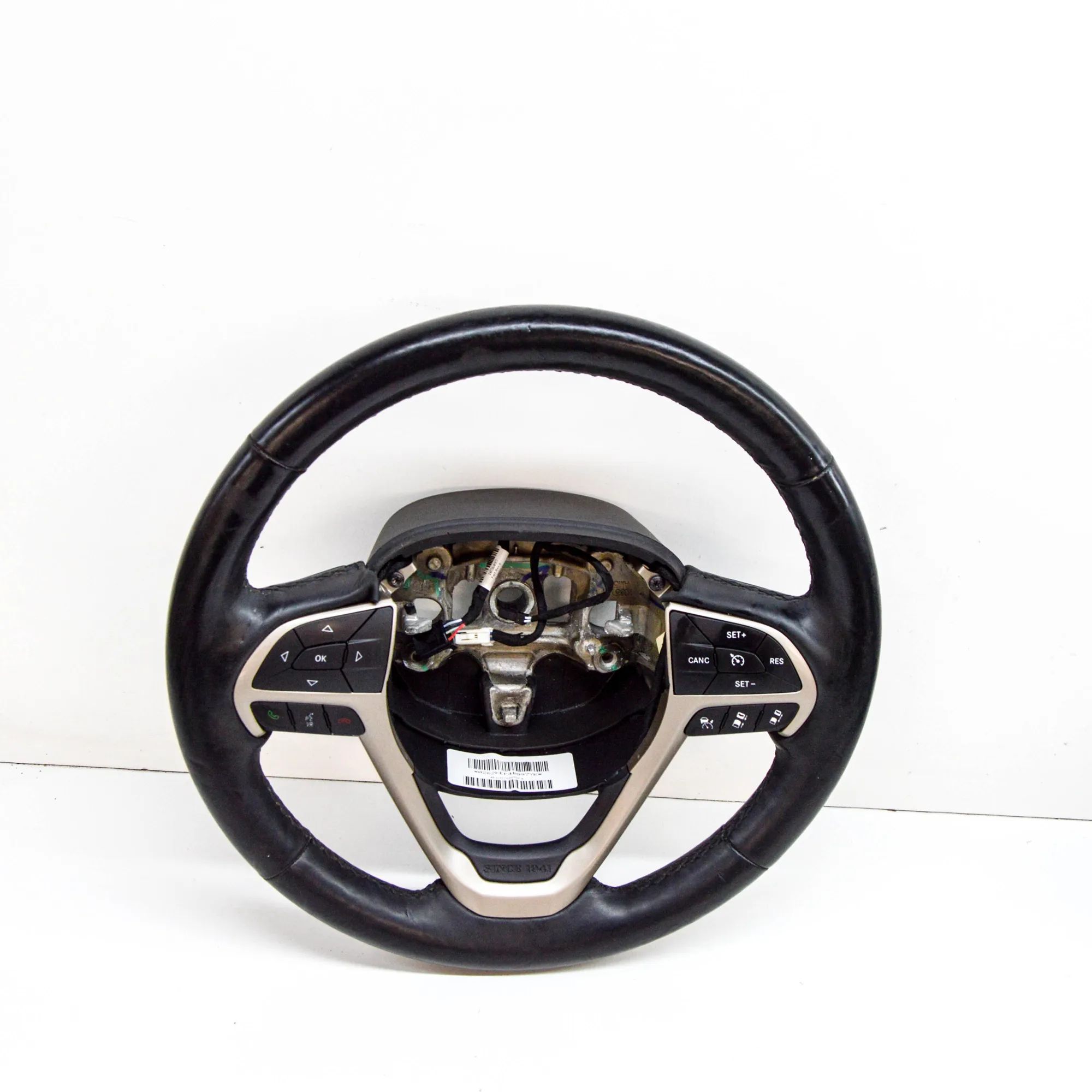 Jeep Cherokee (KL) steering wheel Steering Wheel — JEEP CHEROKEE (KL) (2013-PRESE...