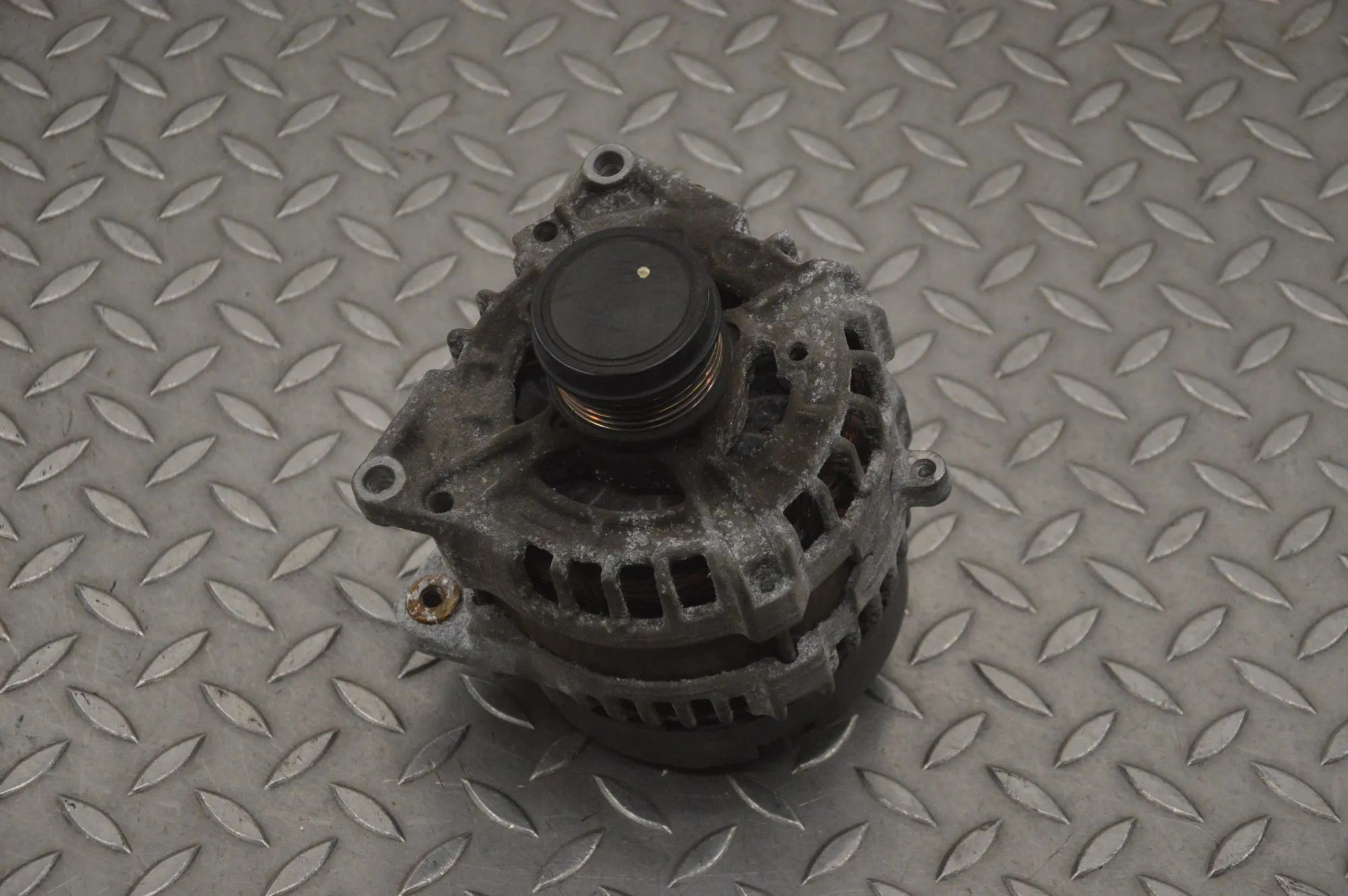 Mercedes-Benz A (W176) Alternator Alternator — MERCEDES BENZ A-CLASS (W176) (2012...