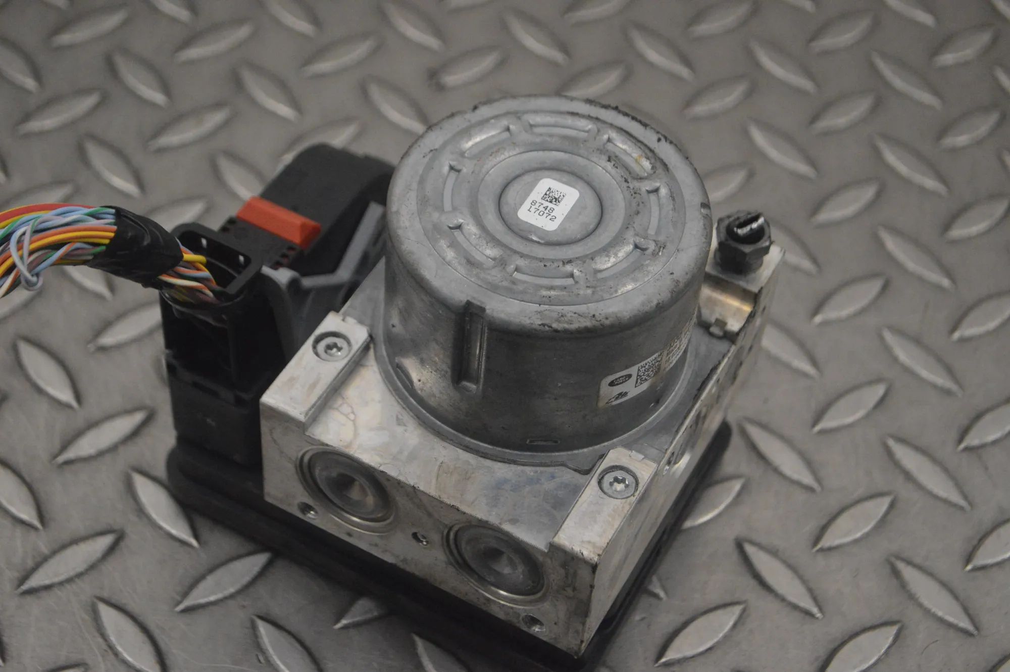 Land Rover Range Rover Evoque ABS hydraulic pump ABS Pump — LAND ROVER RANGE ROVER EVOQUE (L538)...