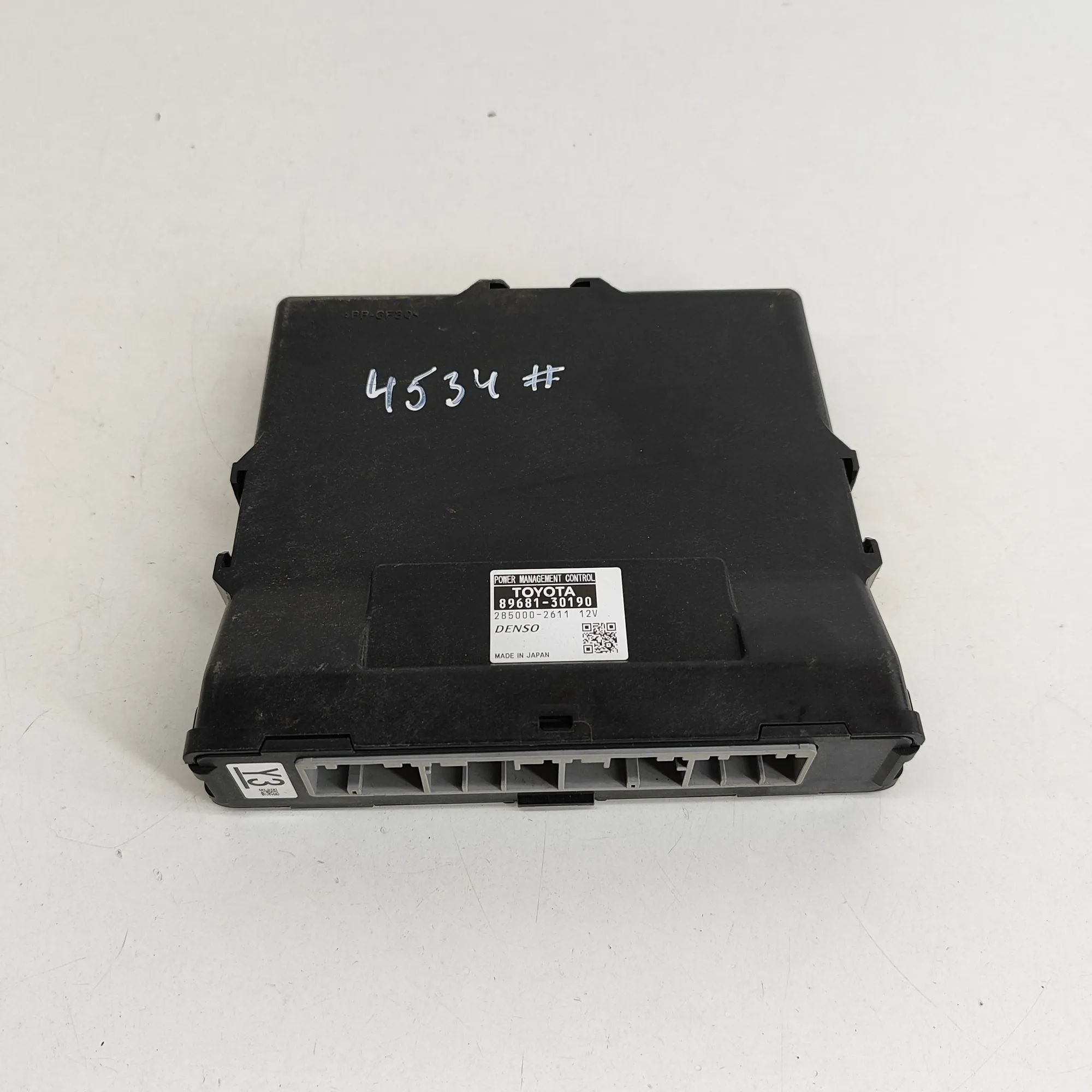 Lexus GS Power Distribution Unit Power distribution unit — LEXUS GS (_L1_) (2011...