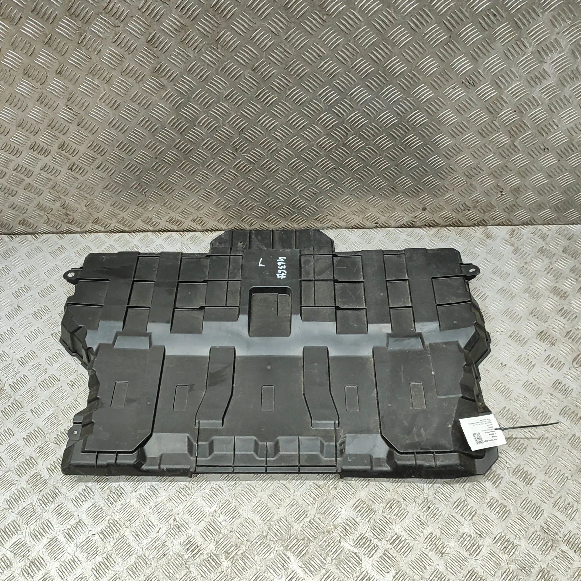 Lexus RX Rear Middle Underbody Cover Rear Middle Underbody Cover — LEXUS RX (_LA1_, ...