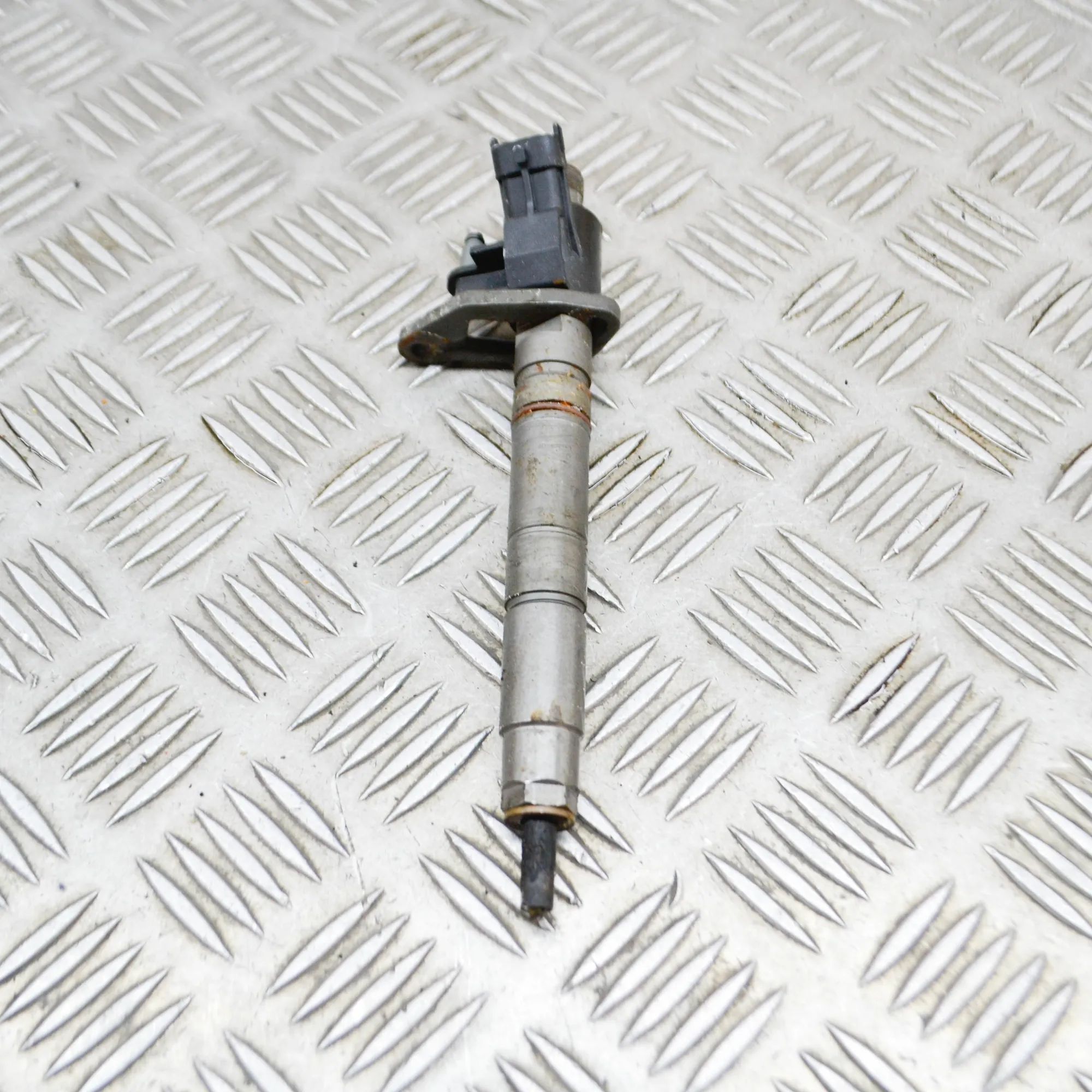 Land Rover Range Rover Sport (L494) Fuel Injector Fuel injector — LAND ROVER RANGE ROVER SPORT (I...