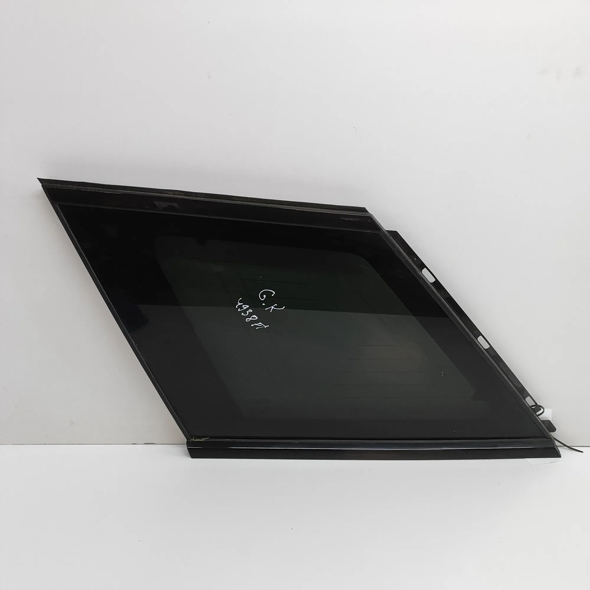 Land Rover Range Rover Sport (L494) Rear Left Quarter Window Rear Left Quarter Window — LAND ROVER RANGE ROV...