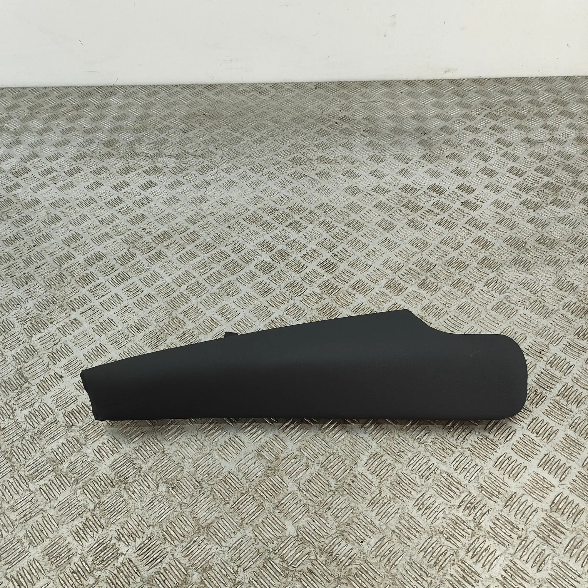 Audi Q5 (GU) Rear Right Seat Trim Rear Right Seat Trim — AUDI Q5 (GUB) (2025-...)...