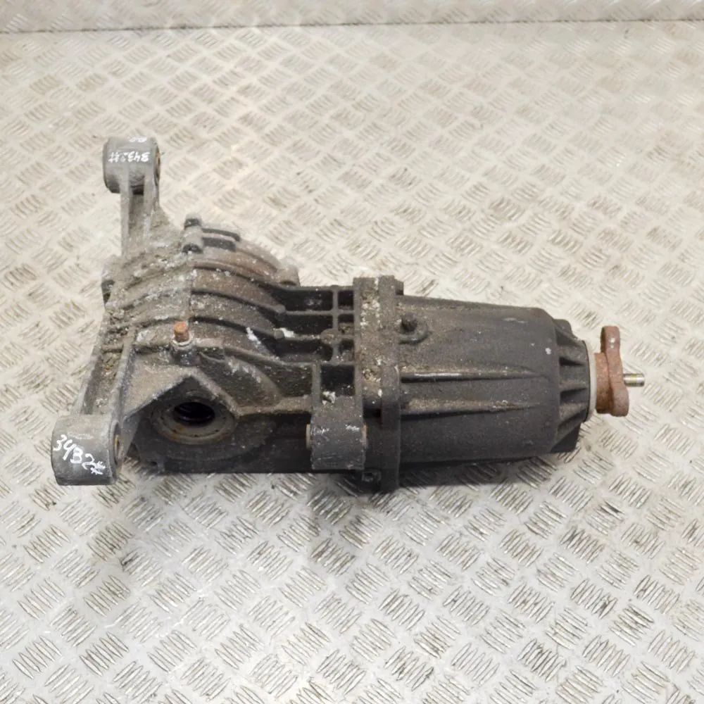 Chrysler Pacifica rear differential Rear differential — CHRYSLER PACIFICA (2003-200...