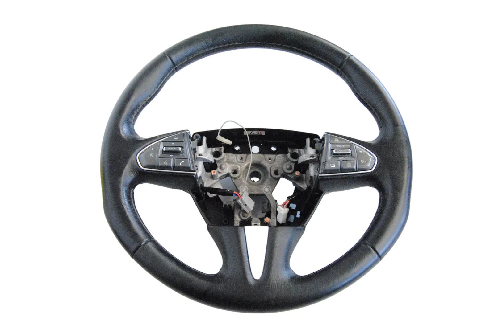 Infiniti Q50 steering wheel