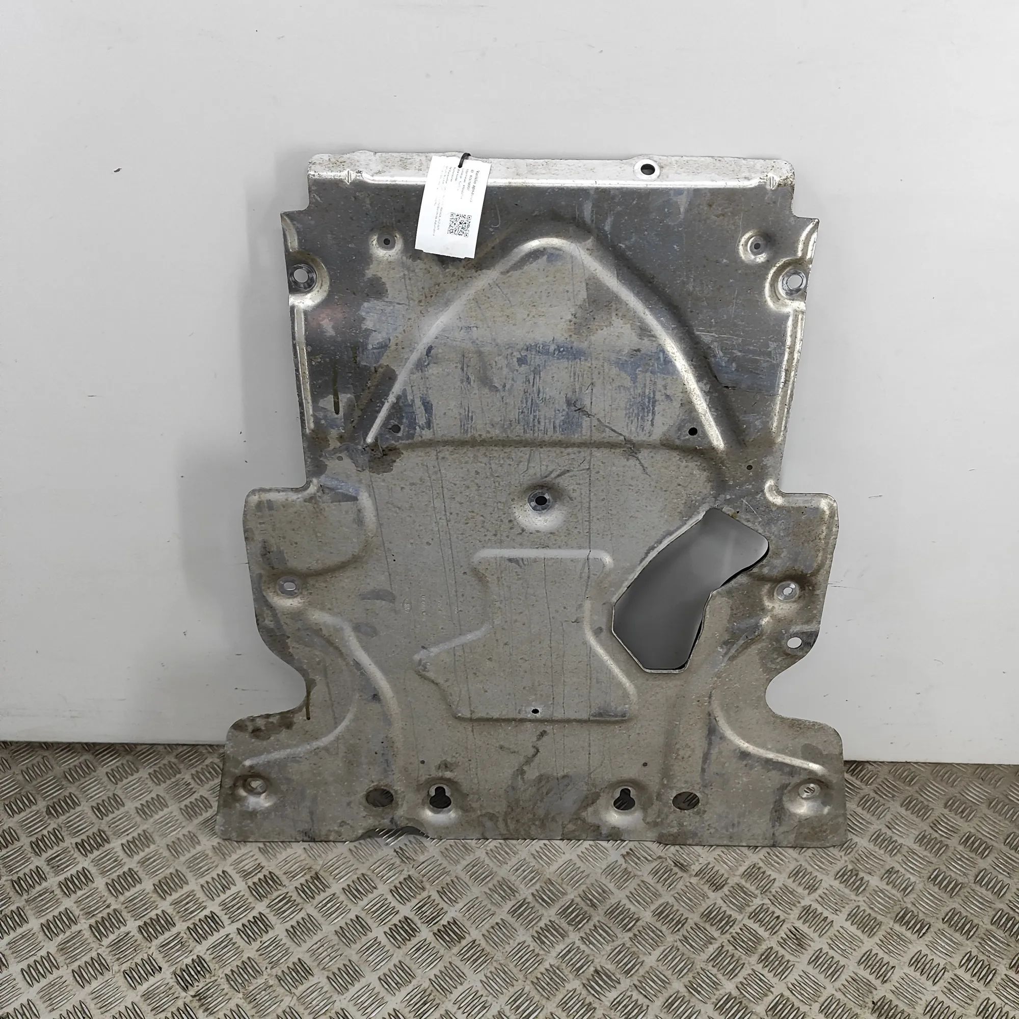 Land Rover Range Rover Sport (L494) Engine cover Engine cover — LAND ROVER RANGE ROVER SPORT (II...