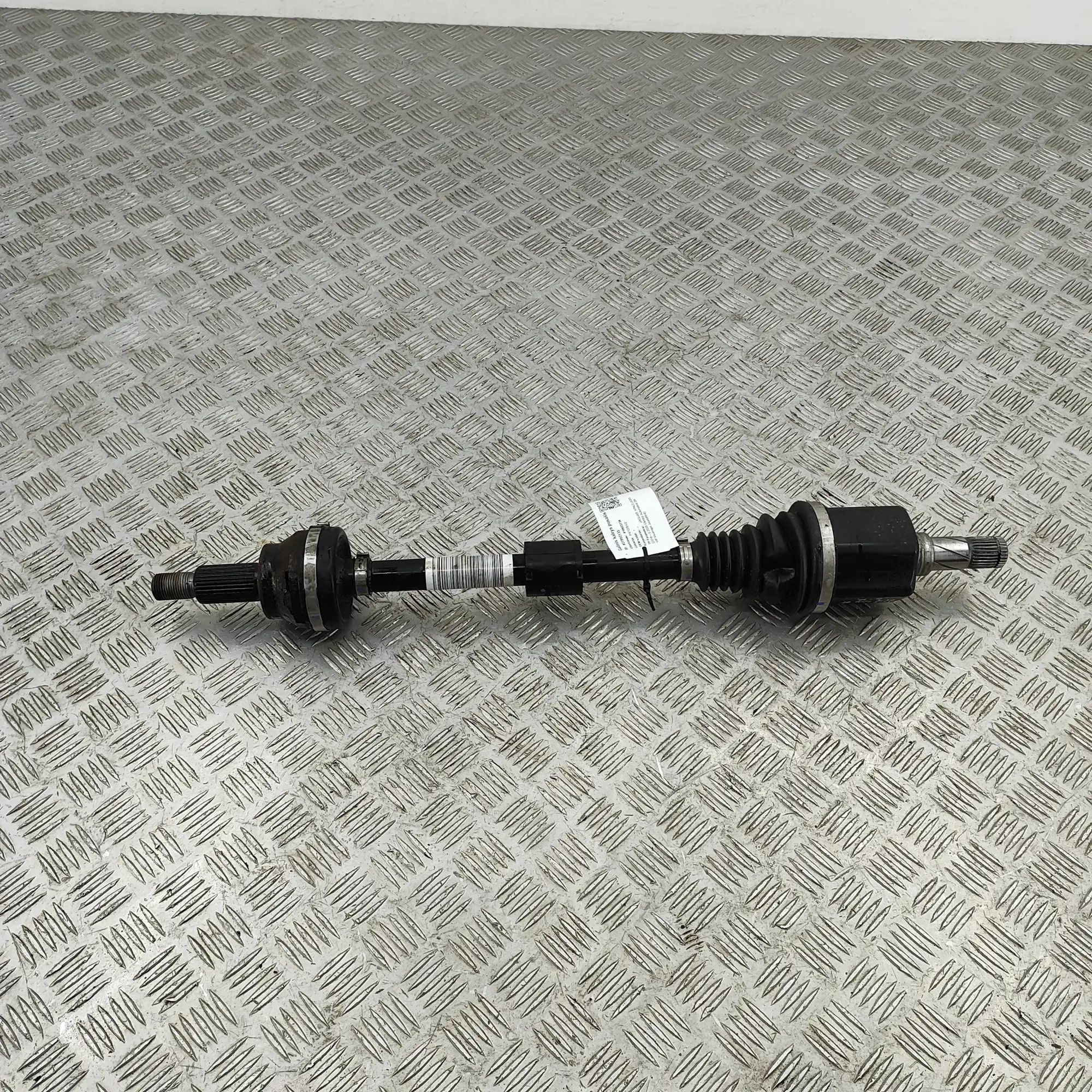 Jaguar I-Pace Rear Left Driveshaft Rear Left Driveshaft — JAGUAR I-PACE (X590) (20...