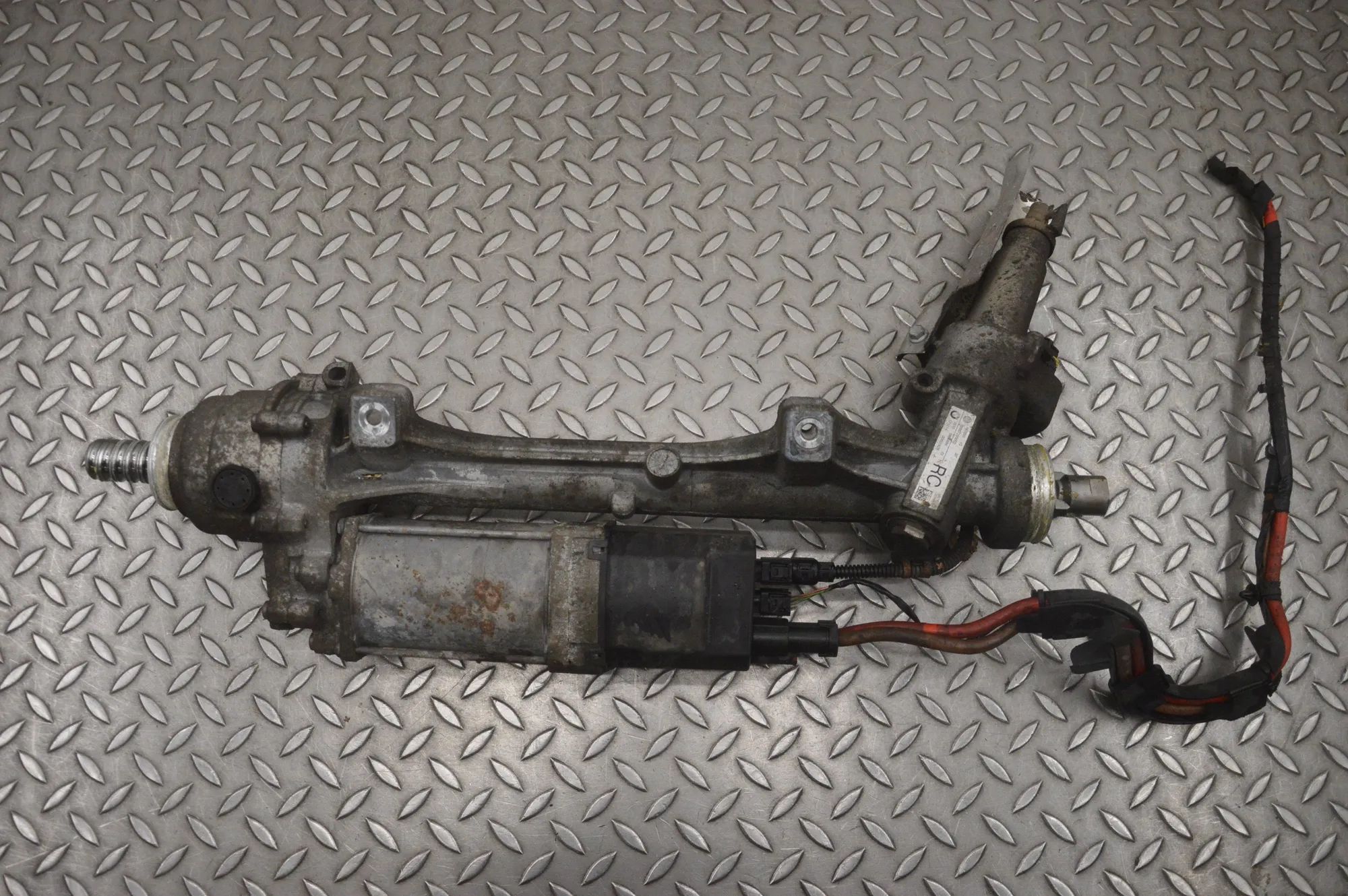 BMW 4 (F32 / F33 / F36) roolilatt / roolikarp Steering Rack — BMW 4 SERIES (F32, F33, F36, F8...