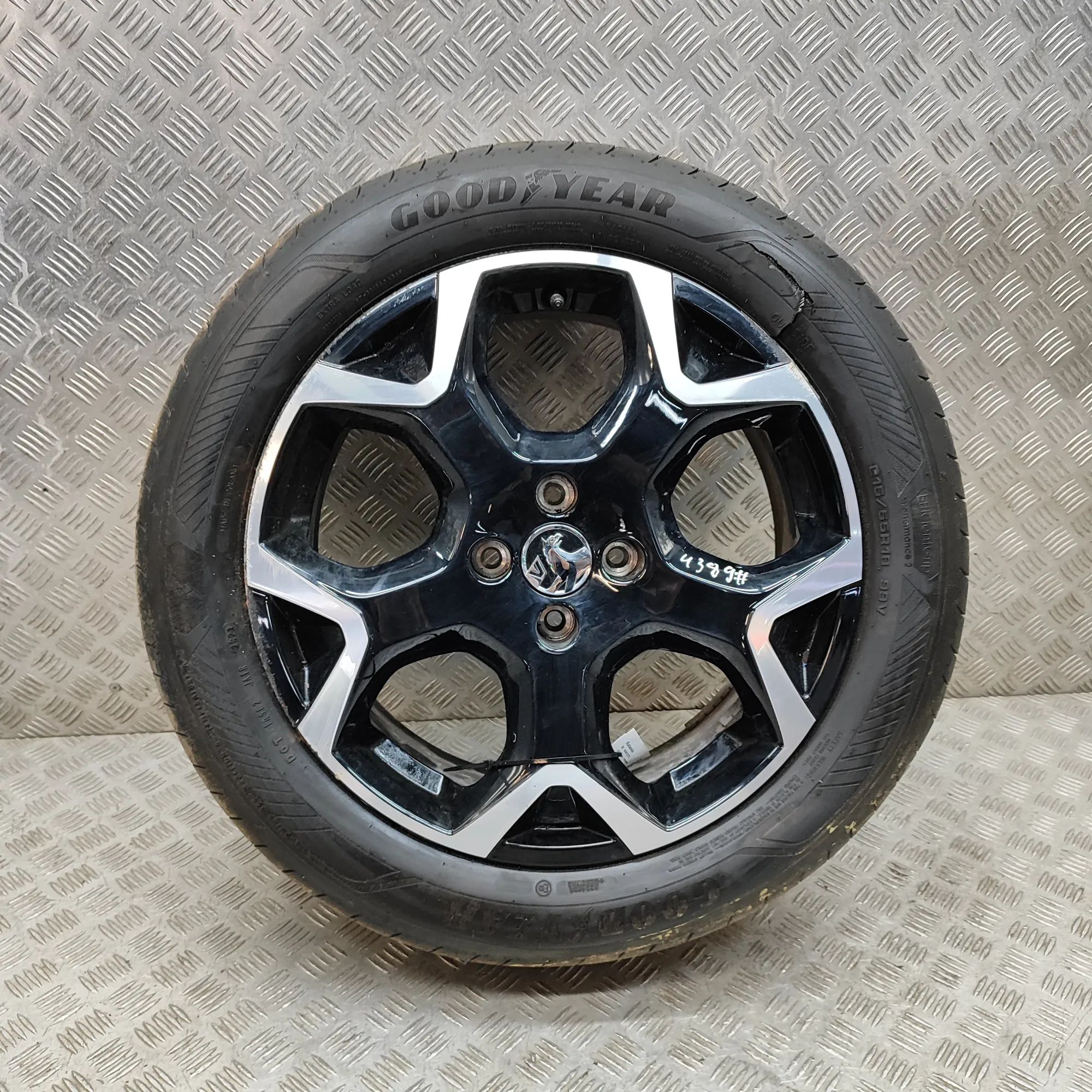 Opel Mokka (B) Alloy Wheel Alloy wheel — OPEL MOKKA (2020-...) — 983509768...