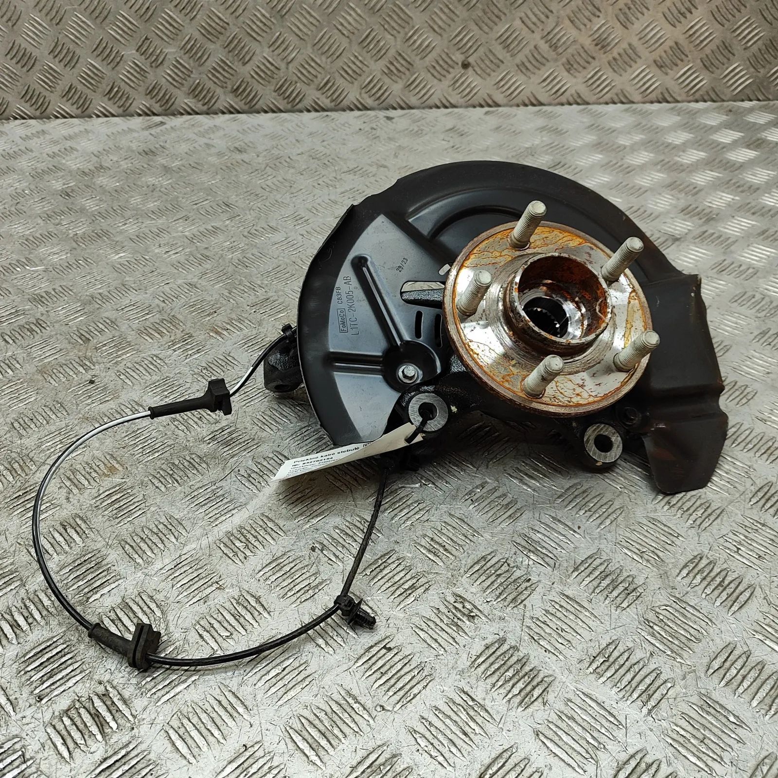 Ford Puma Front Left Wheel Hub Front Left Wheel Hub — FORD PUMA (J2K, CF7) (20...