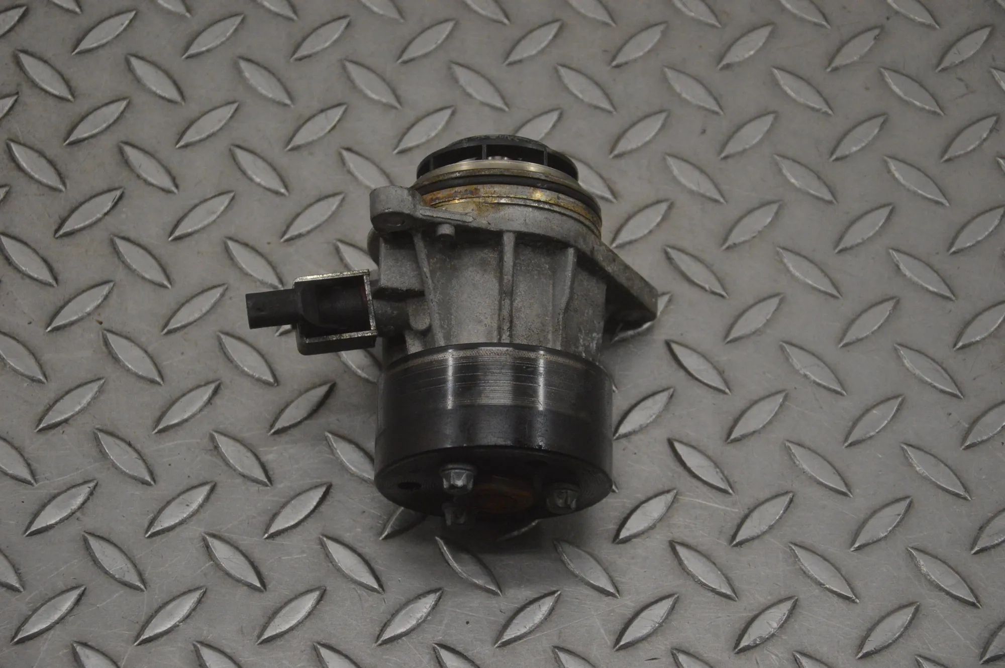 Land Rover Range Rover Sport (L494) water pump Water pump — LAND ROVER RANGE ROVER SPORT (II L...