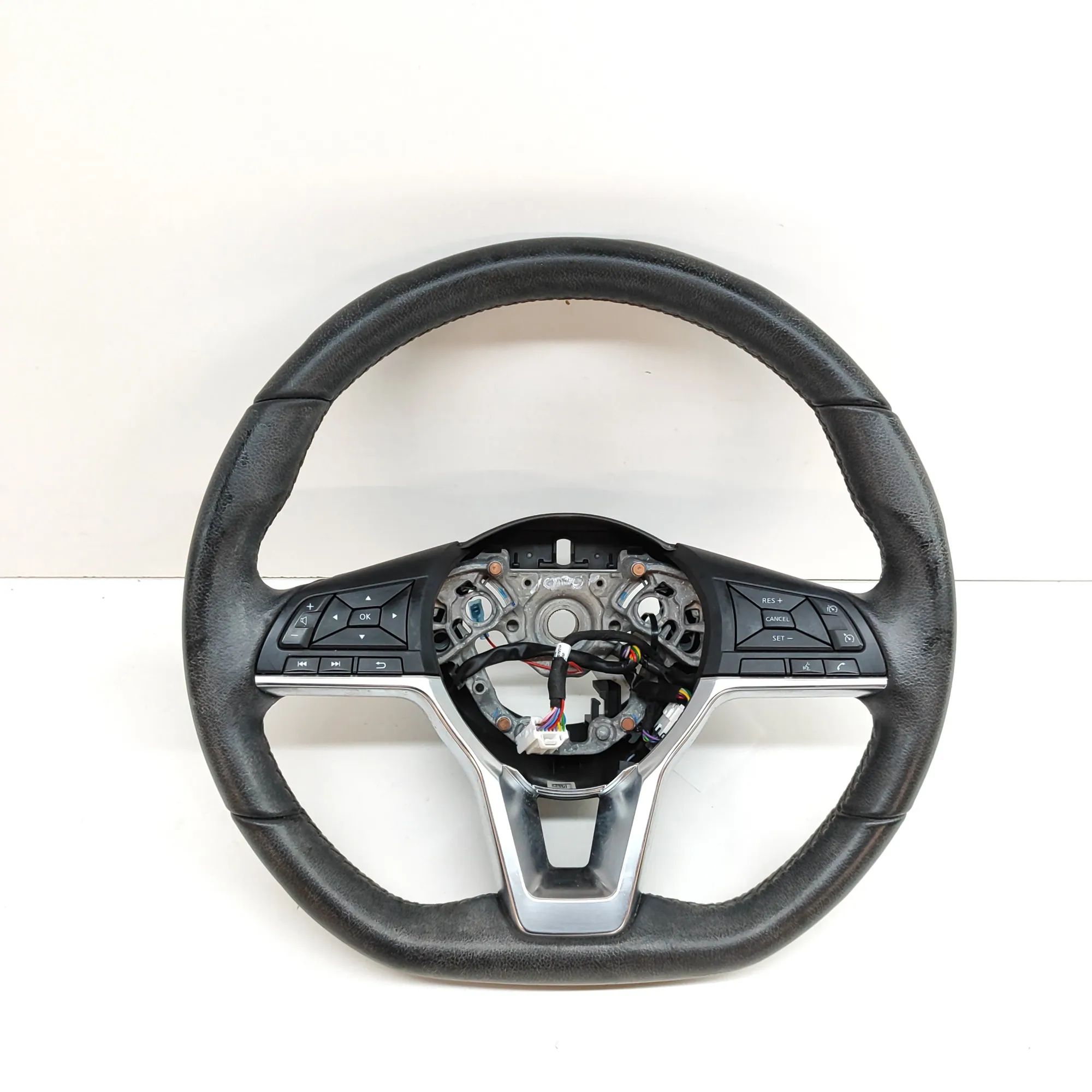 Nissan Juke steering wheel Steering Wheel — NISSAN JUKE (F16) (2019-...) —...