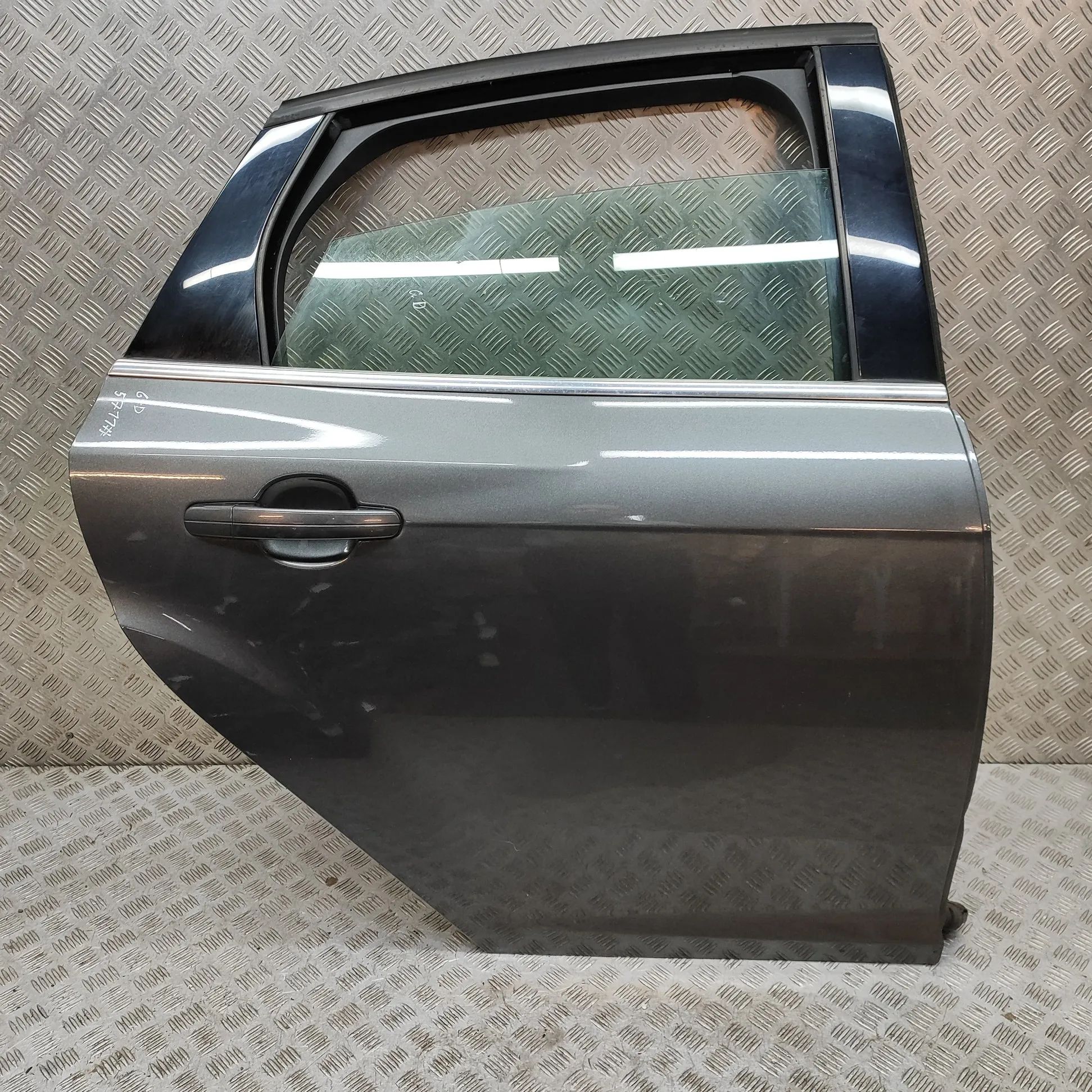 Ford Focus Door — rear right Door — rear right — FORD FOCUS (III) (2010-2020...