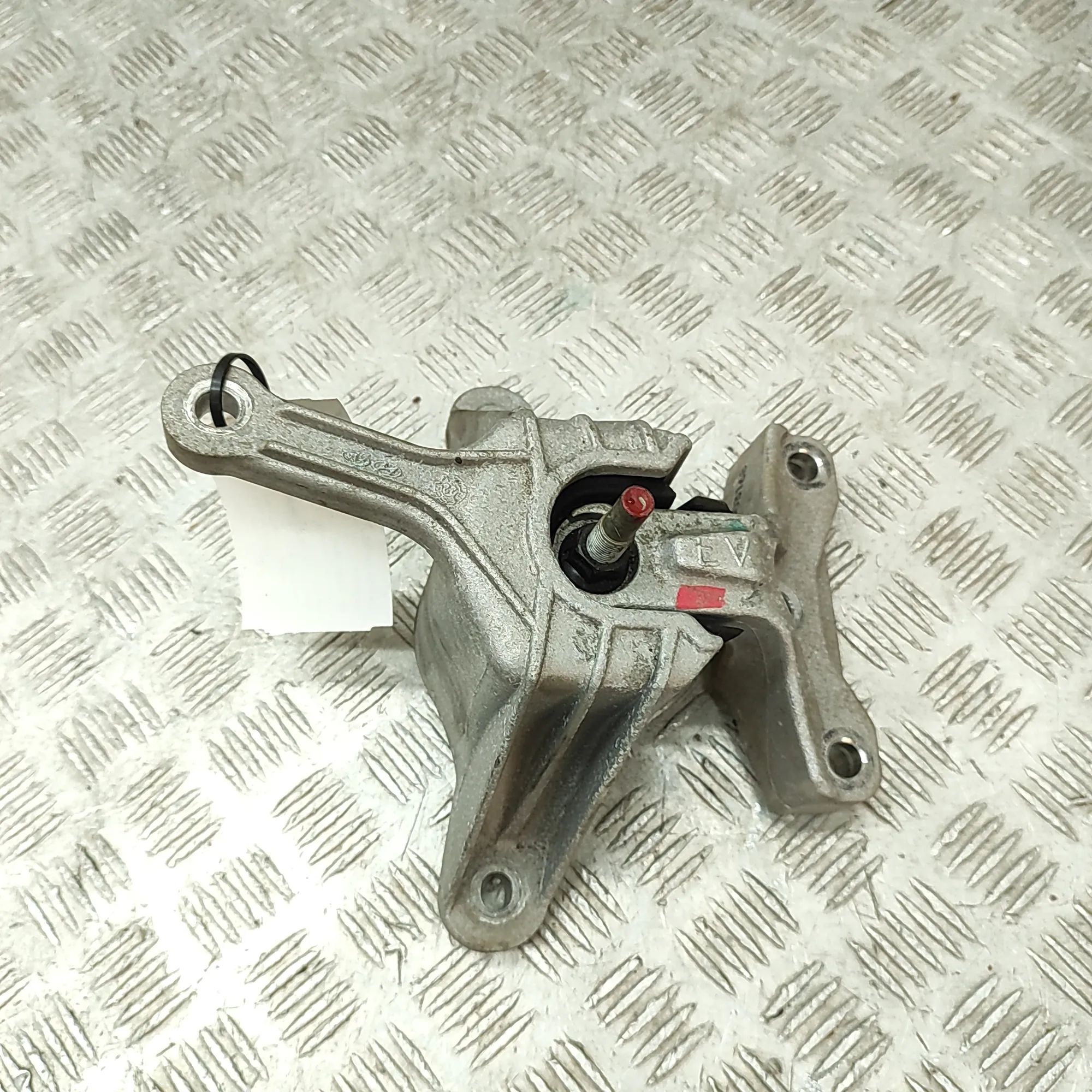 Hyundai Kona Right Side Engine Mount Right Side Engine Mount — HYUNDAI KONA (2017-.....
