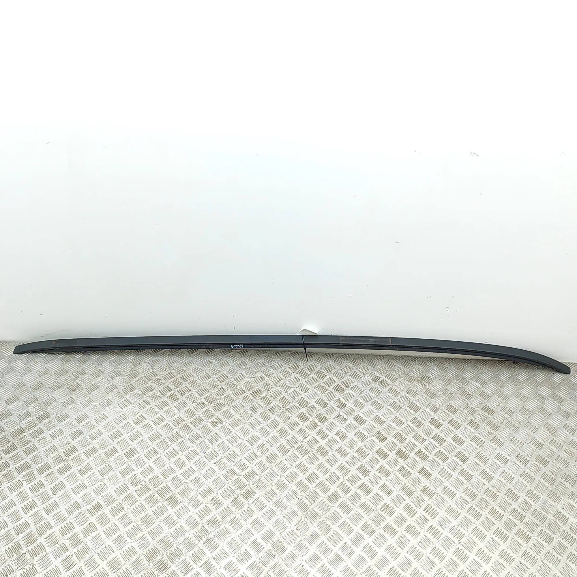 Volvo V60 Right Side Roof Rail Right Side Roof Rail — VOLVO V60 (II 225, 227) ...