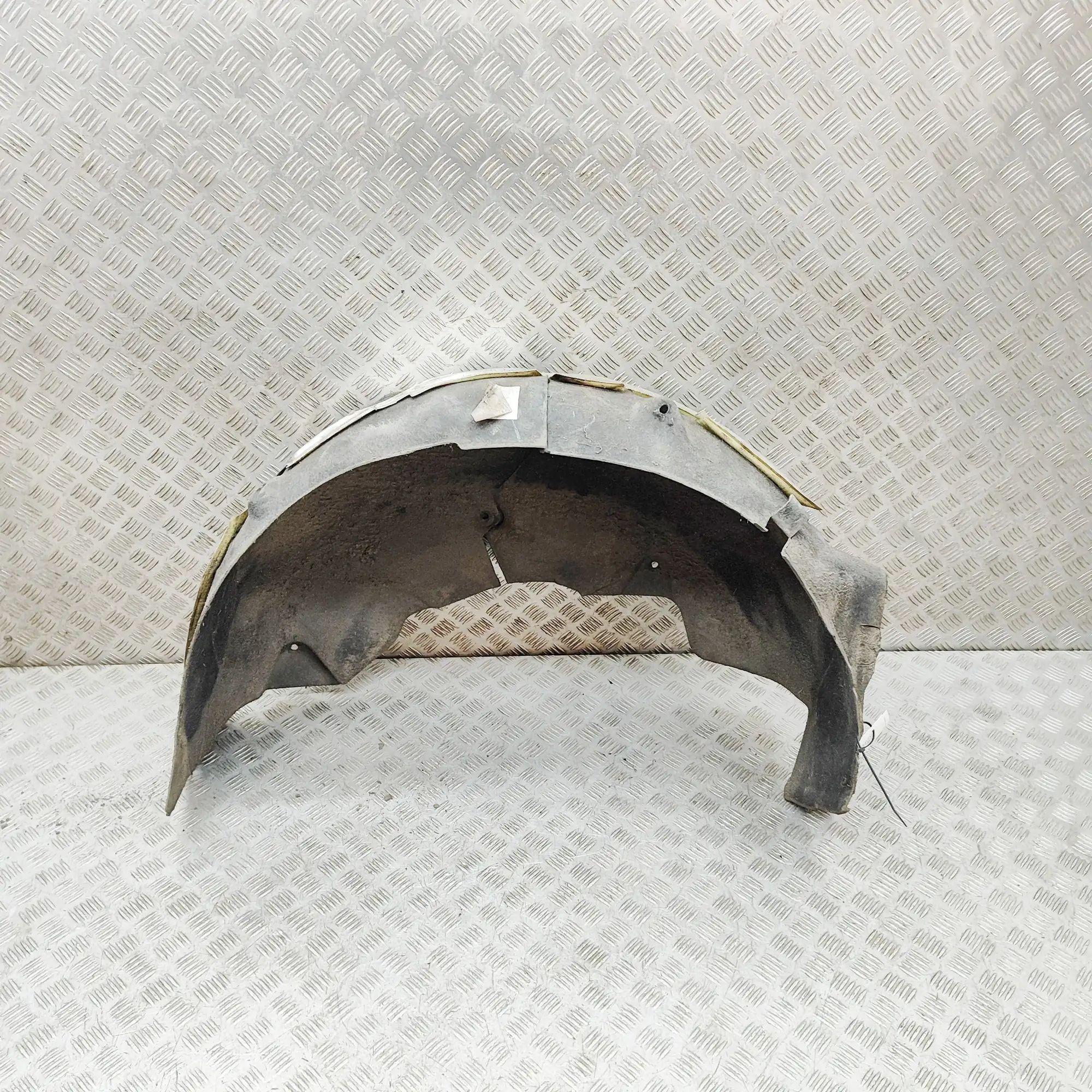 Land Rover Range Rover Sport (L494) Rear Left Arch Liner Rear Left Arch Liner — LAND ROVER RANGE ROVER S...