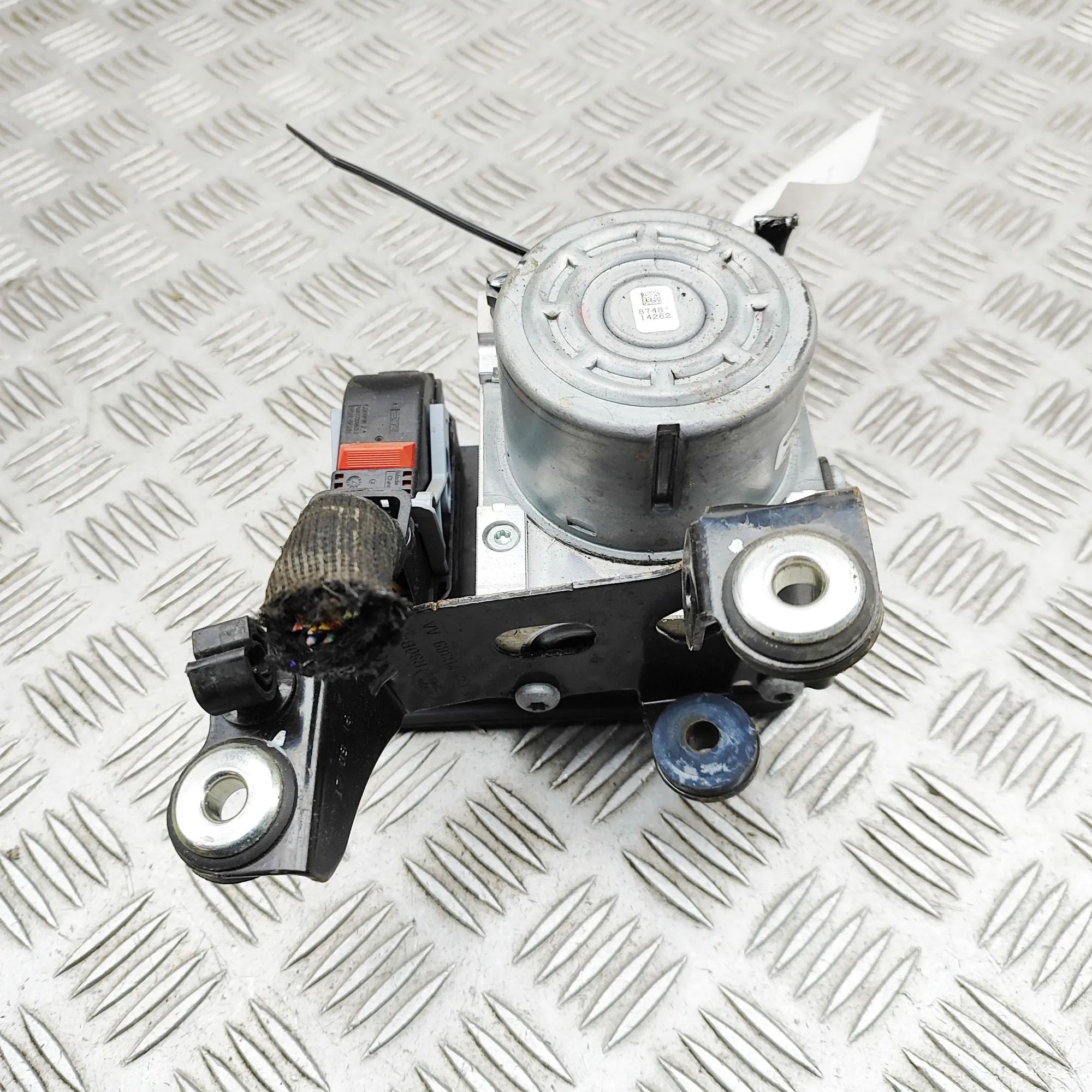 Land Rover Range Rover Evoque ABS hydraulic pump ABS Pump — LAND ROVER RANGE ROVER EVOQUE (L538)...