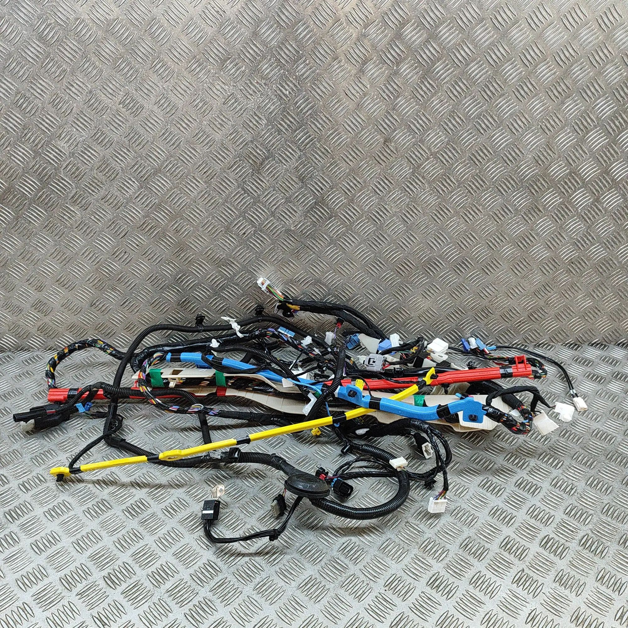 Tesla Model 3 Interior Left Side Wiring Harness Interior Left Side Wiring Harness — TESLA MODEL...
