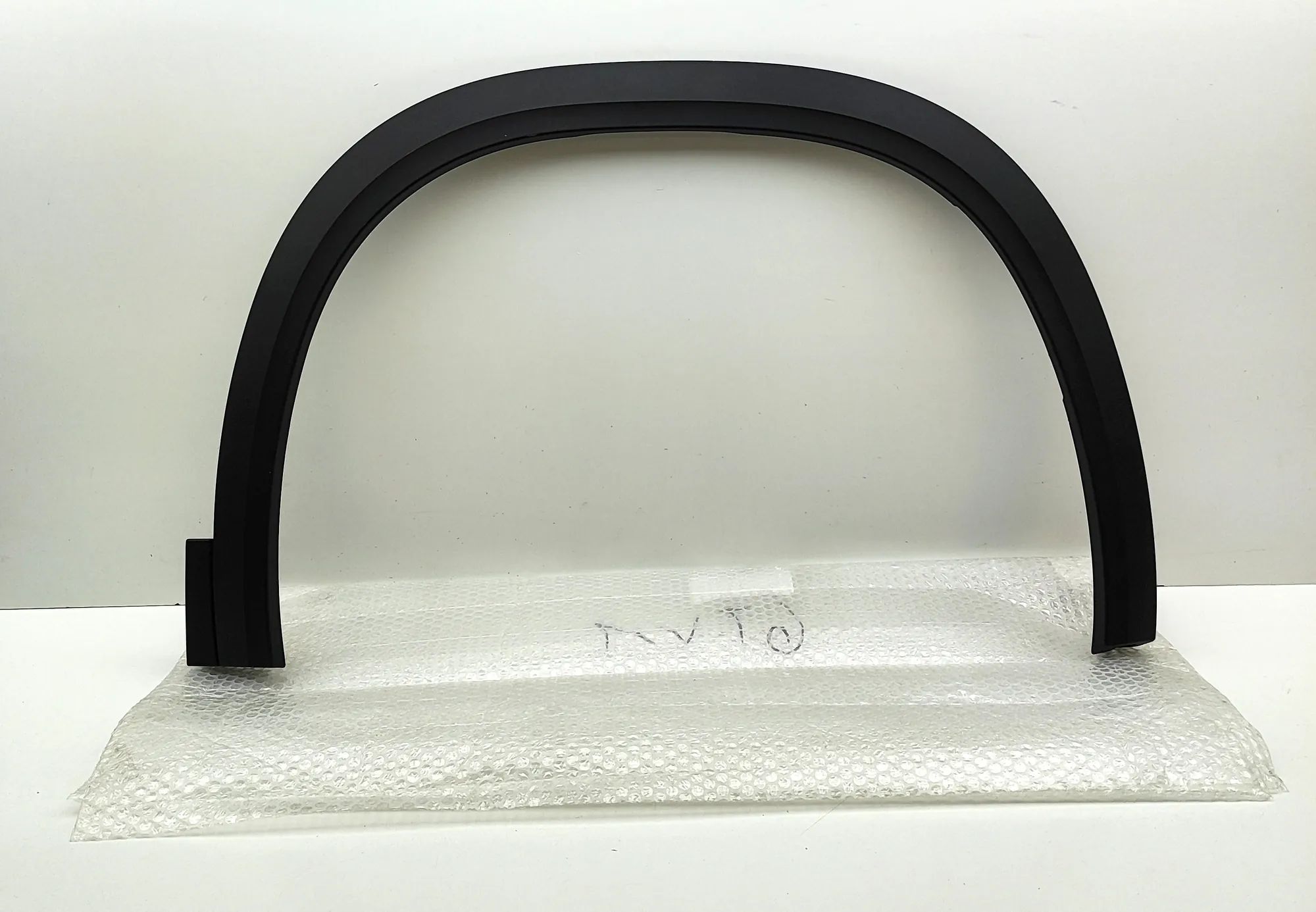 Skoda Karoq Wheel arch trim — front right Wheel arch trim — front right — SKODA KAROQ (NU...