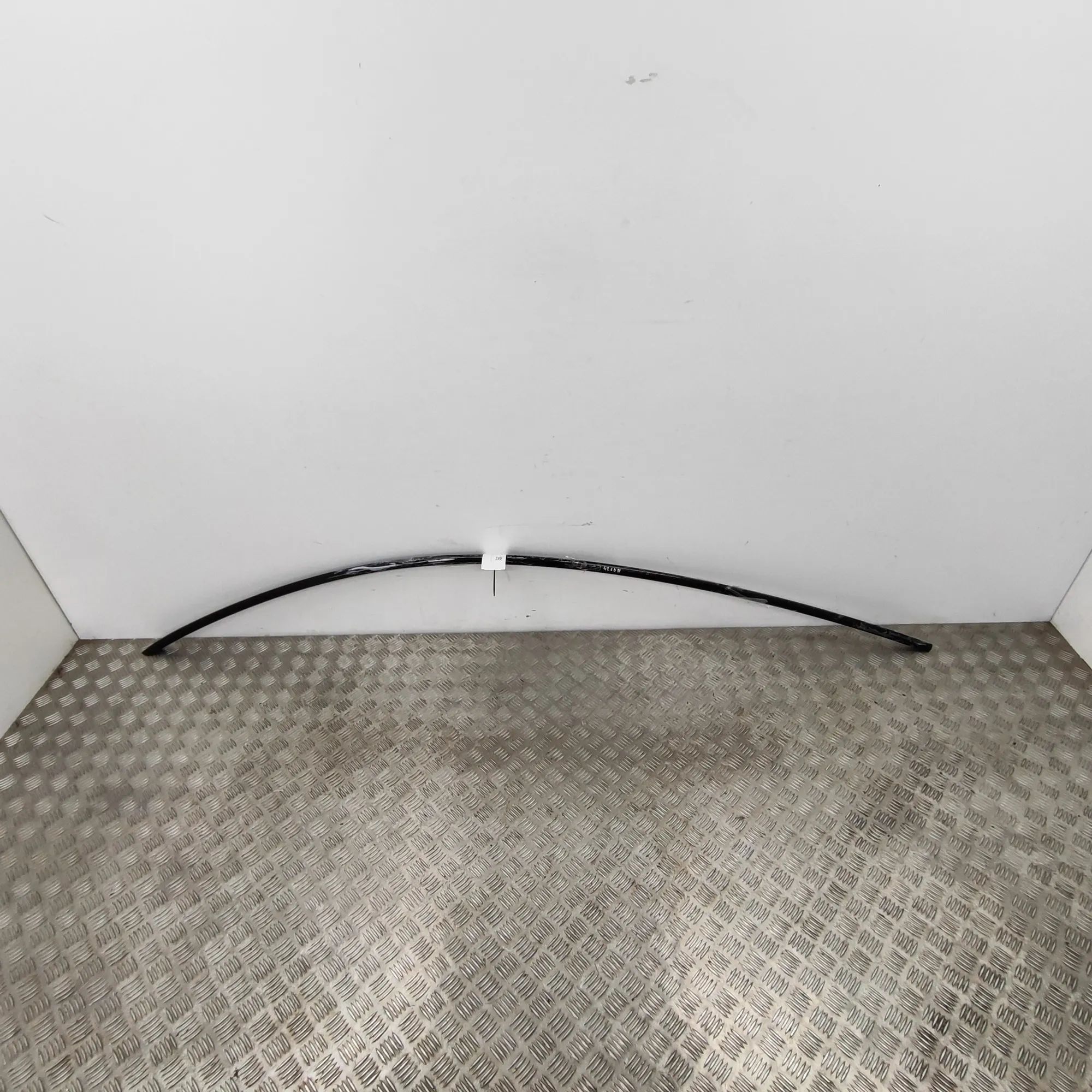 Tesla Model Y Left Side Roof Strip Trim Left Side Roof Strip Trim — TESLA MODEL Y (2019...