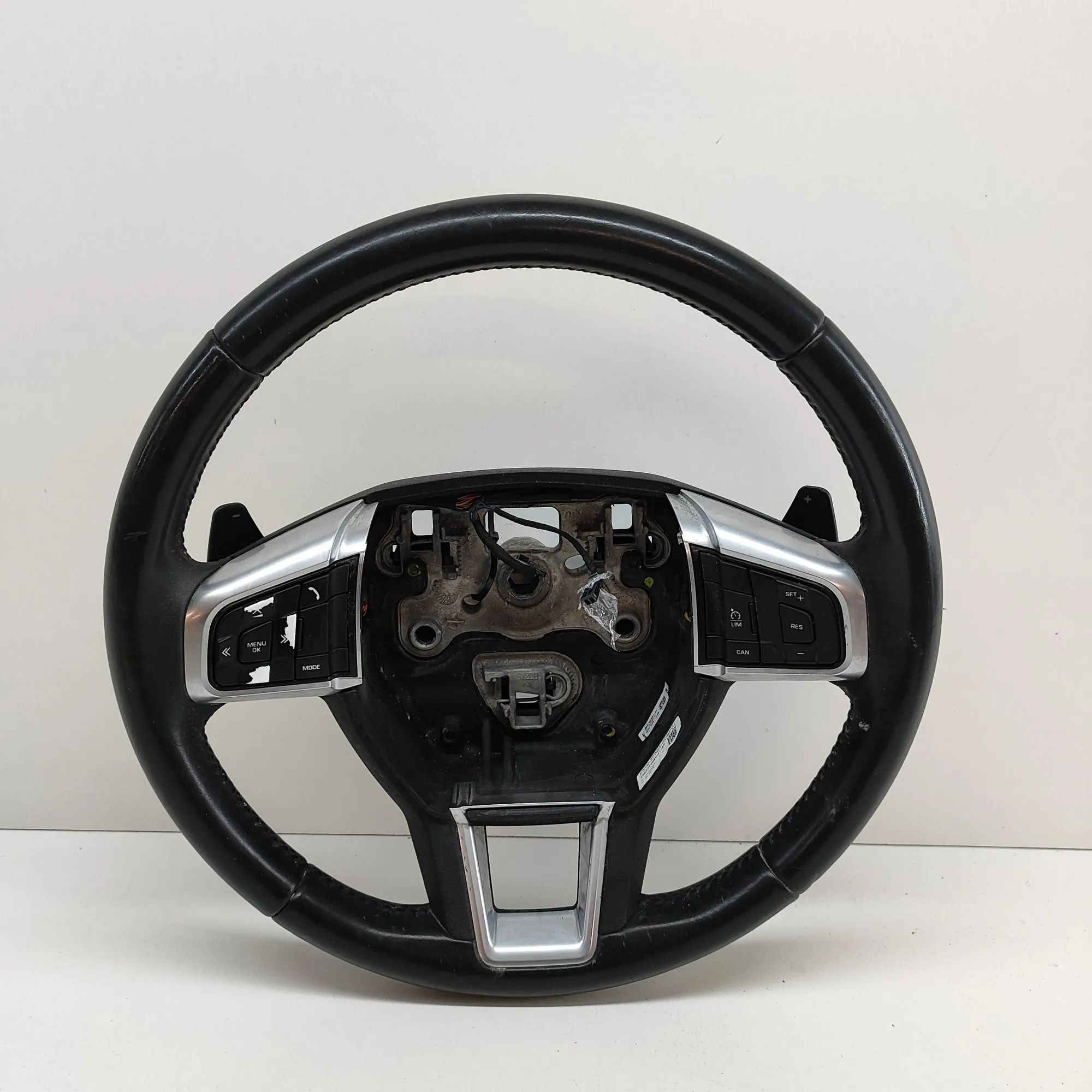 Land Rover Discovery Sport steering wheel Steering Wheel — LAND ROVER DISCOVERY SPORT (L5...