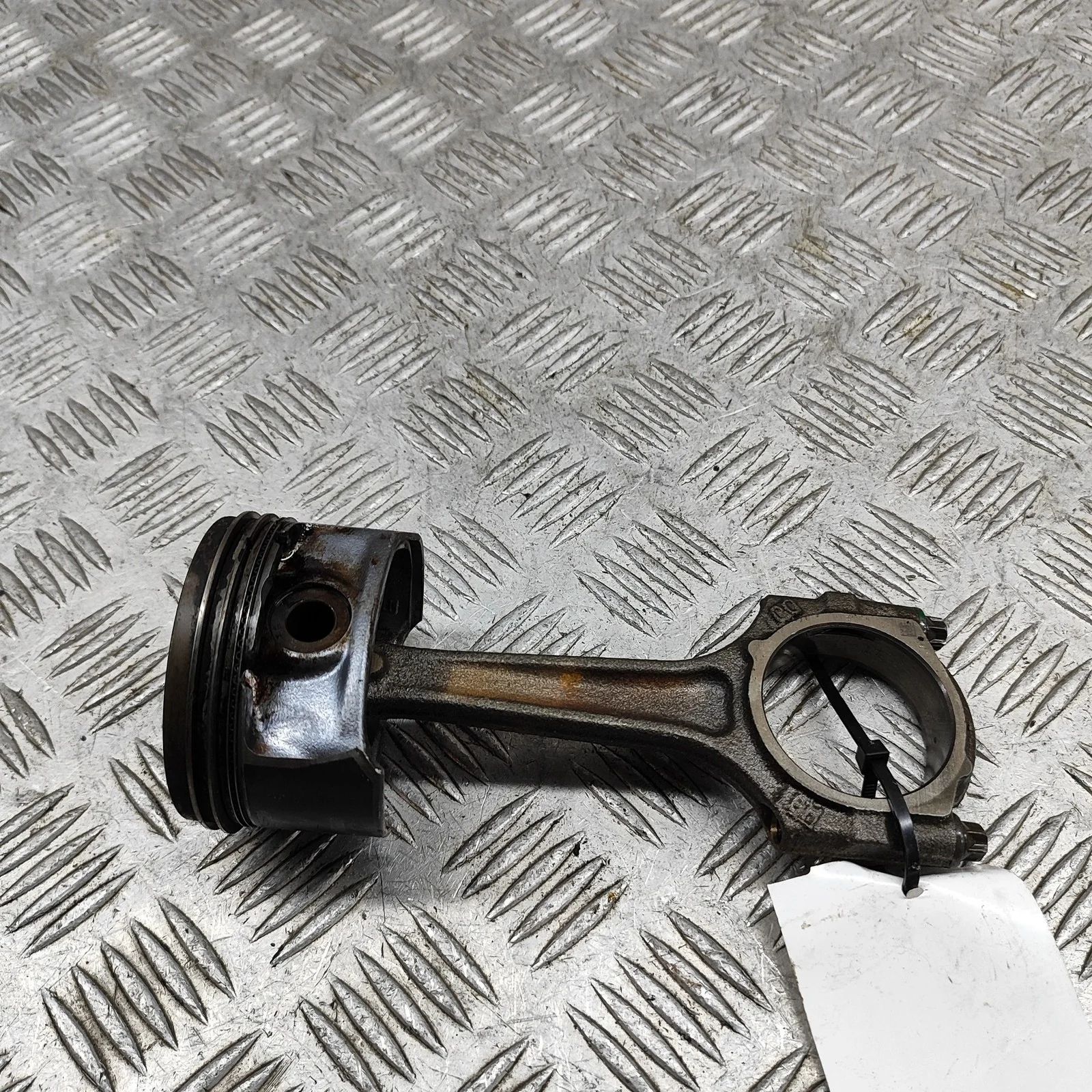 Opel Ampera Piston Piston — OPEL AMPERA (2011-2015) — 73L41,555880...