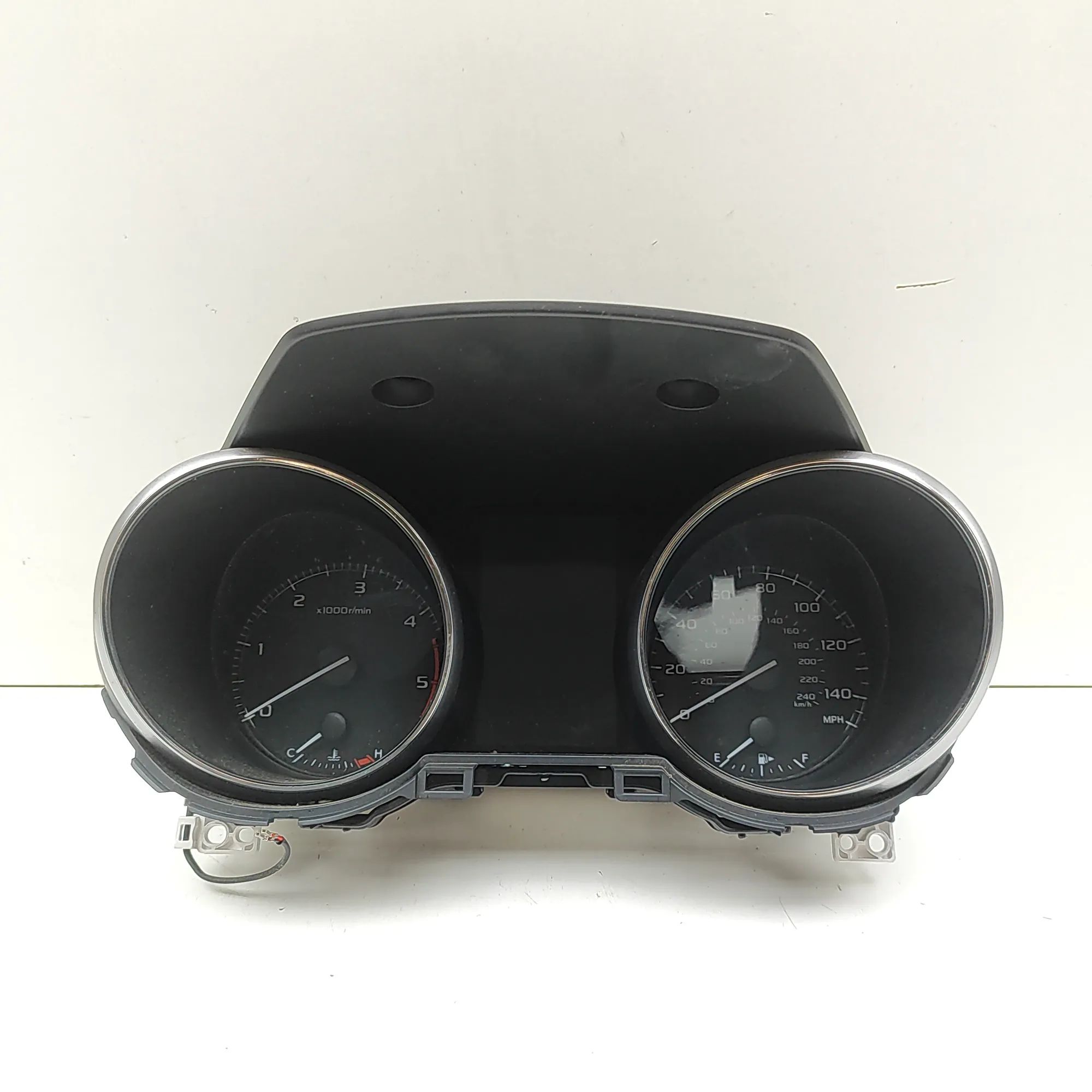 Subaru Outback Instrument Cluster Speedometer Instrument Cluster Speedometer — SUBARU OUTBACK...
