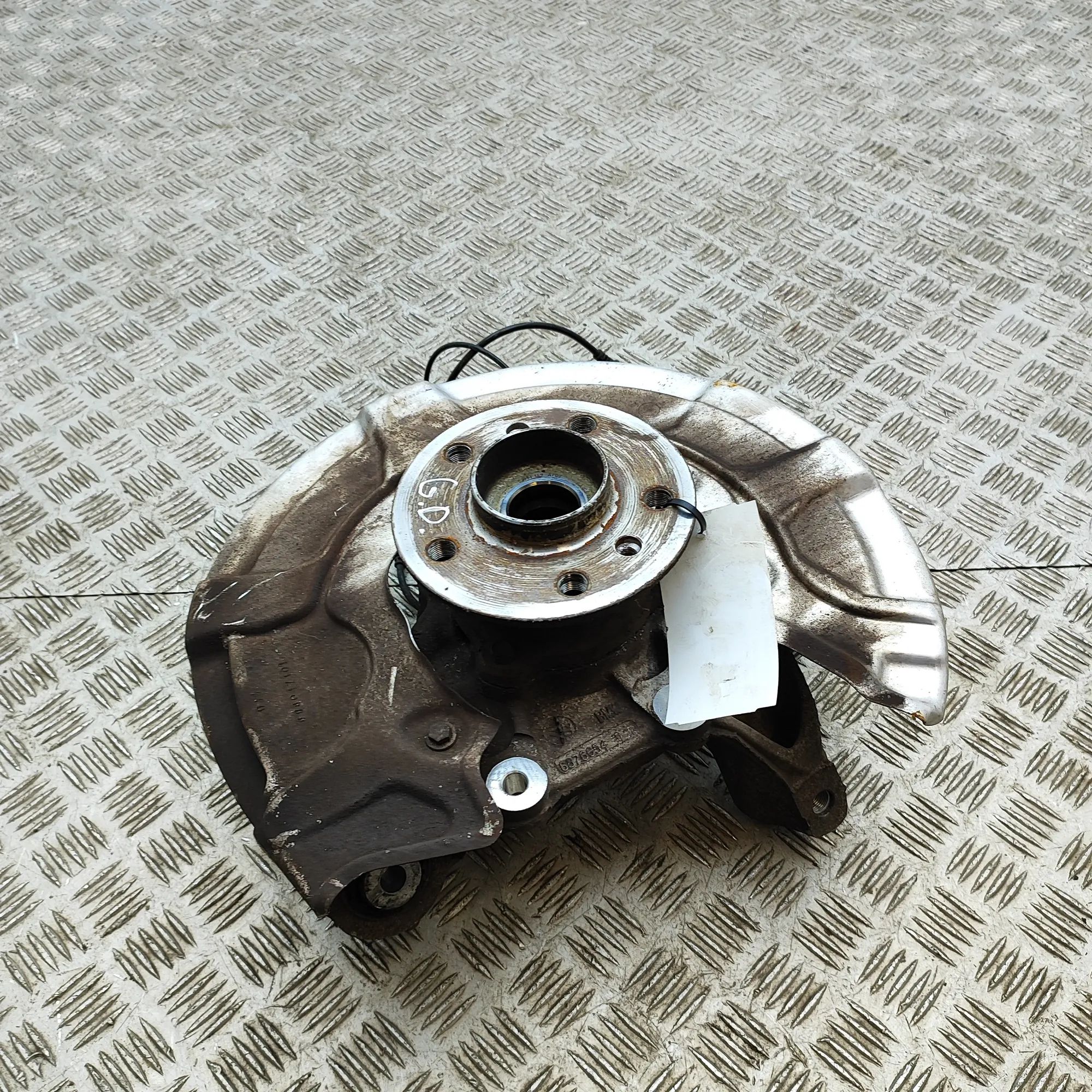 BMW 6 GT (G32) Rear Right Wheel Hub Rear Right Wheel Hub — BMW X6G06 (2019-...) — 6...