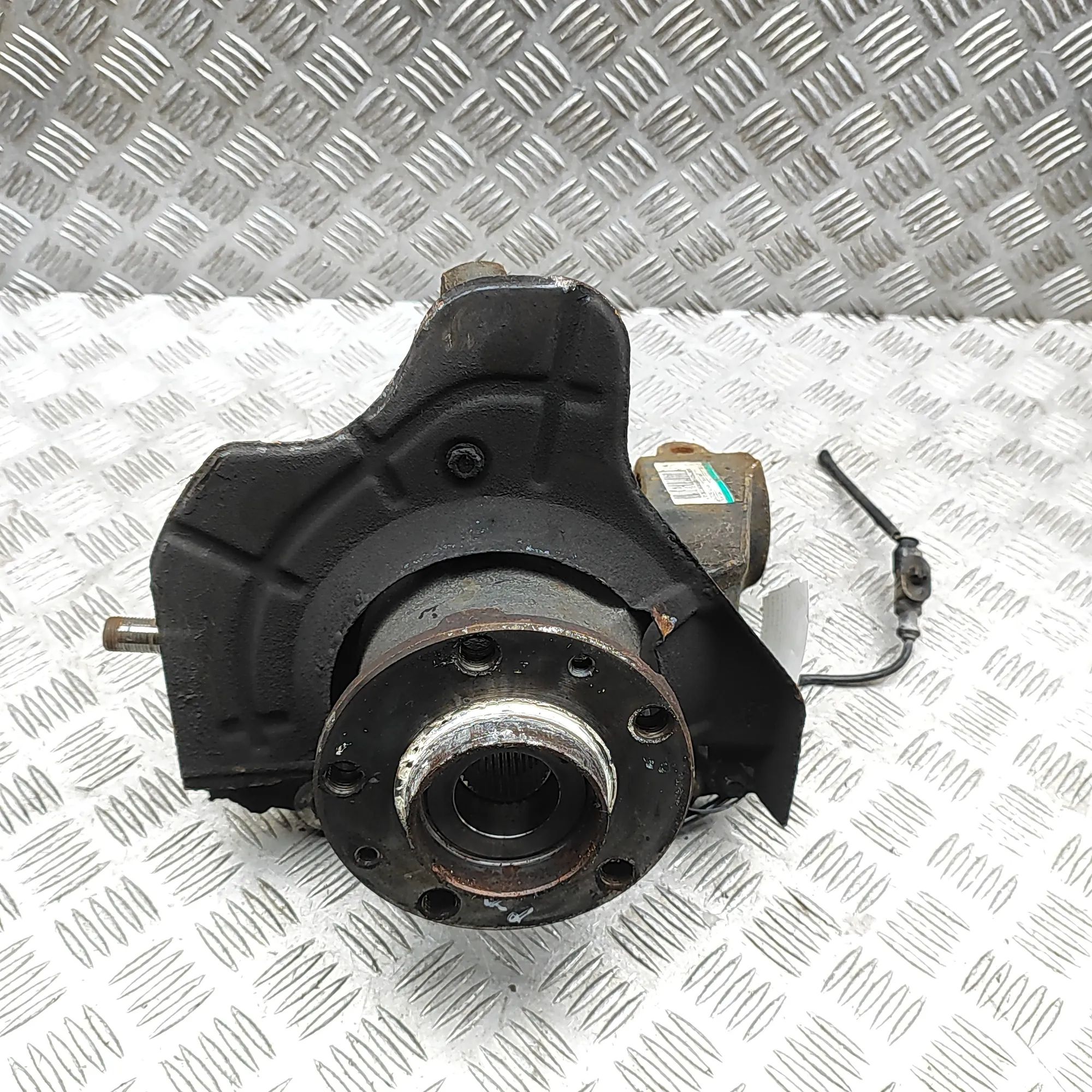 Peugeot Boxer Front Right Wheel Hub Front Right Wheel Hub — PEUGEOT BOXER (Platform...